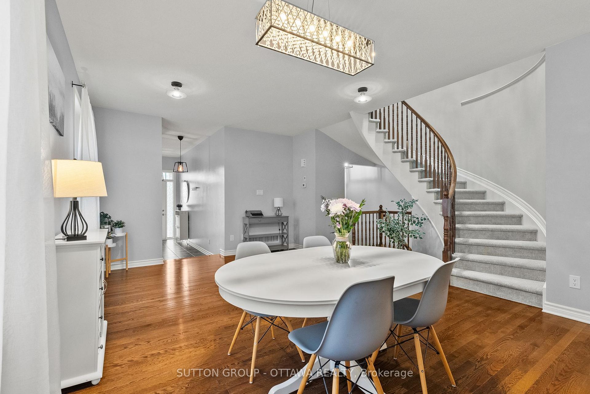 Photo 10 of 708 Hazelnut Crescent, Ottawa, Blossom Park/Kemp Park/Findlay Creek — HOMEH