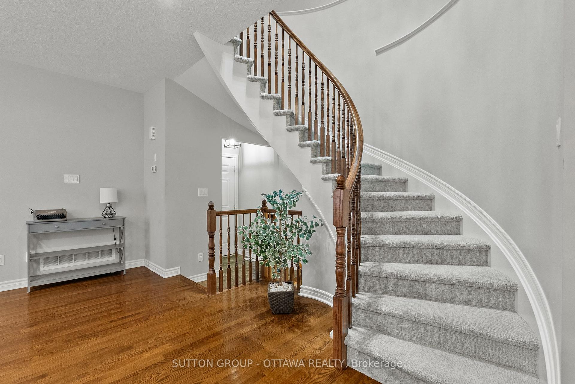 Photo 11 of 708 Hazelnut Crescent, Ottawa, Blossom Park/Kemp Park/Findlay Creek — HOMEH