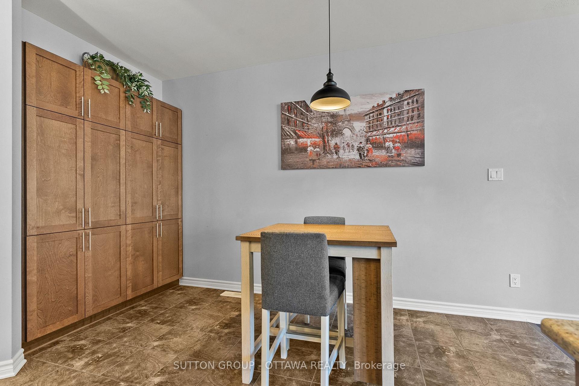 Photo 14 of 708 Hazelnut Crescent, Ottawa, Blossom Park/Kemp Park/Findlay Creek — HOMEH