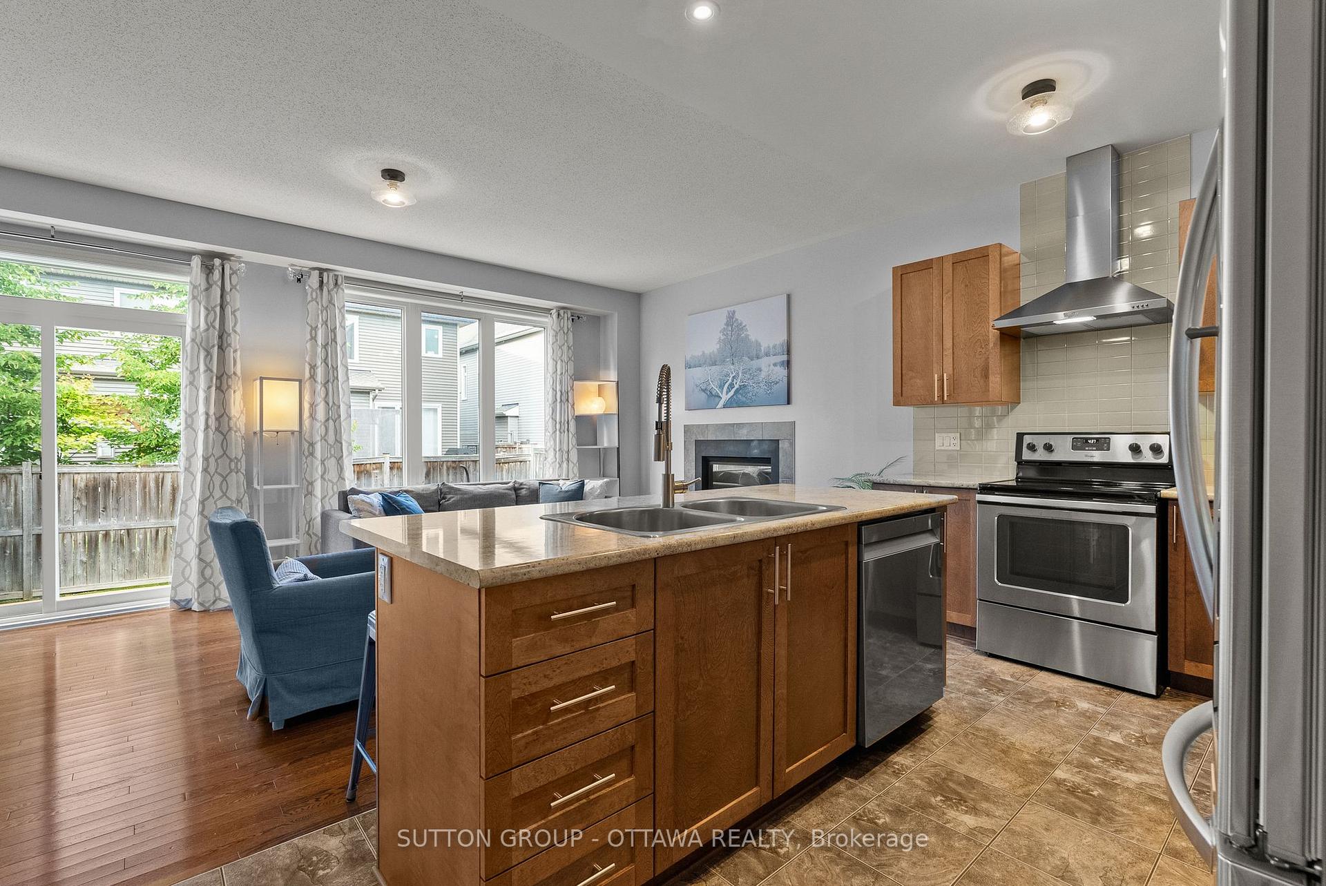 Photo 15 of 708 Hazelnut Crescent, Ottawa, Blossom Park/Kemp Park/Findlay Creek — HOMEH