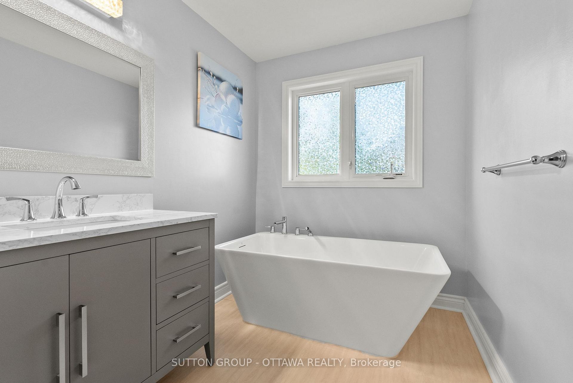 Photo 31 of 708 Hazelnut Crescent, Ottawa, Blossom Park/Kemp Park/Findlay Creek — HOMEH