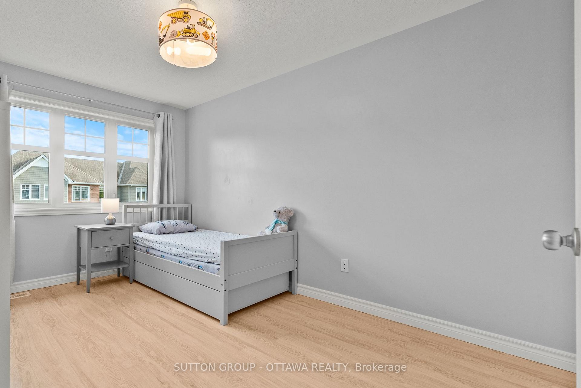 Photo 37 of 708 Hazelnut Crescent, Ottawa, Blossom Park/Kemp Park/Findlay Creek — HOMEH