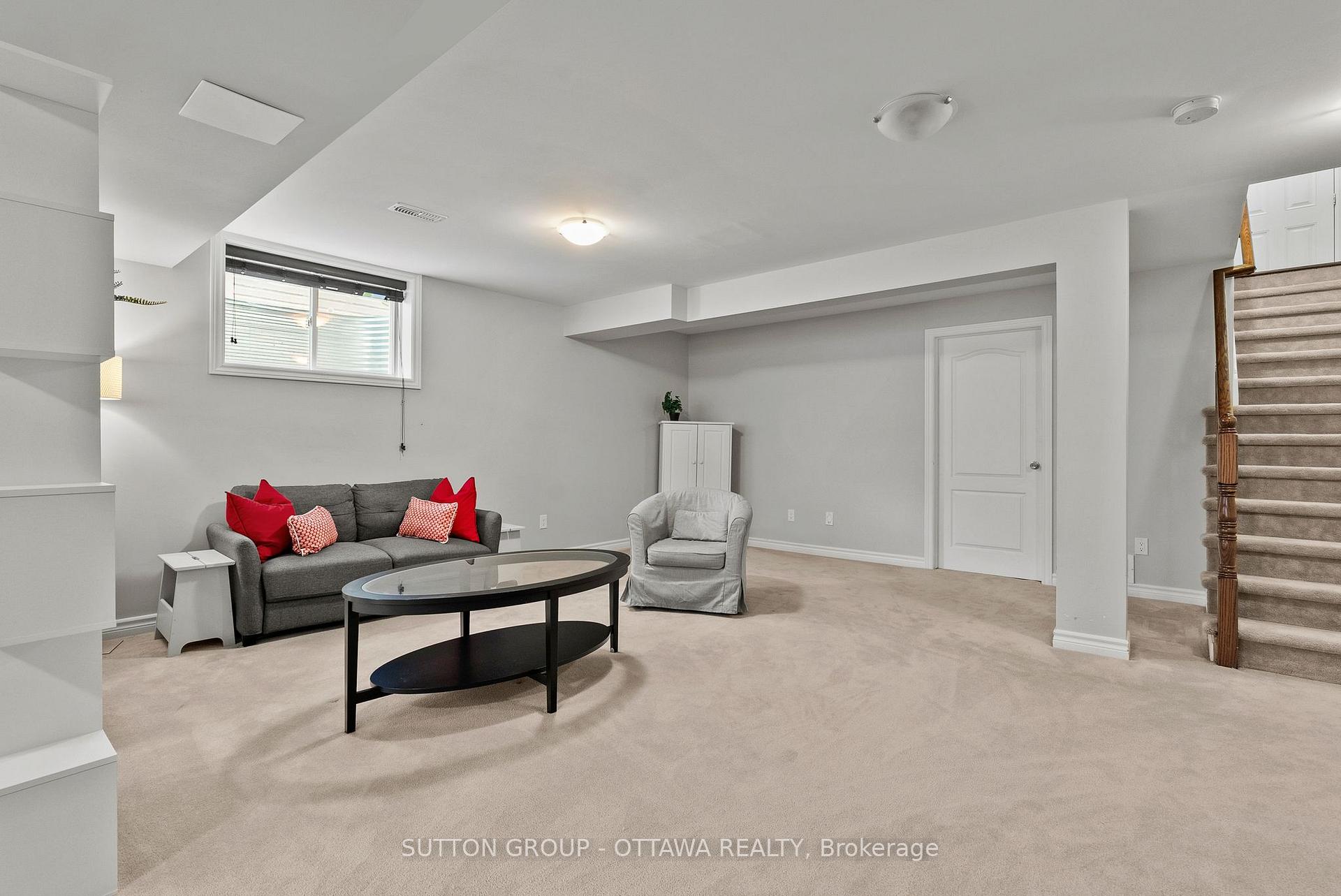 Photo 41 of 708 Hazelnut Crescent, Ottawa, Blossom Park/Kemp Park/Findlay Creek — HOMEH