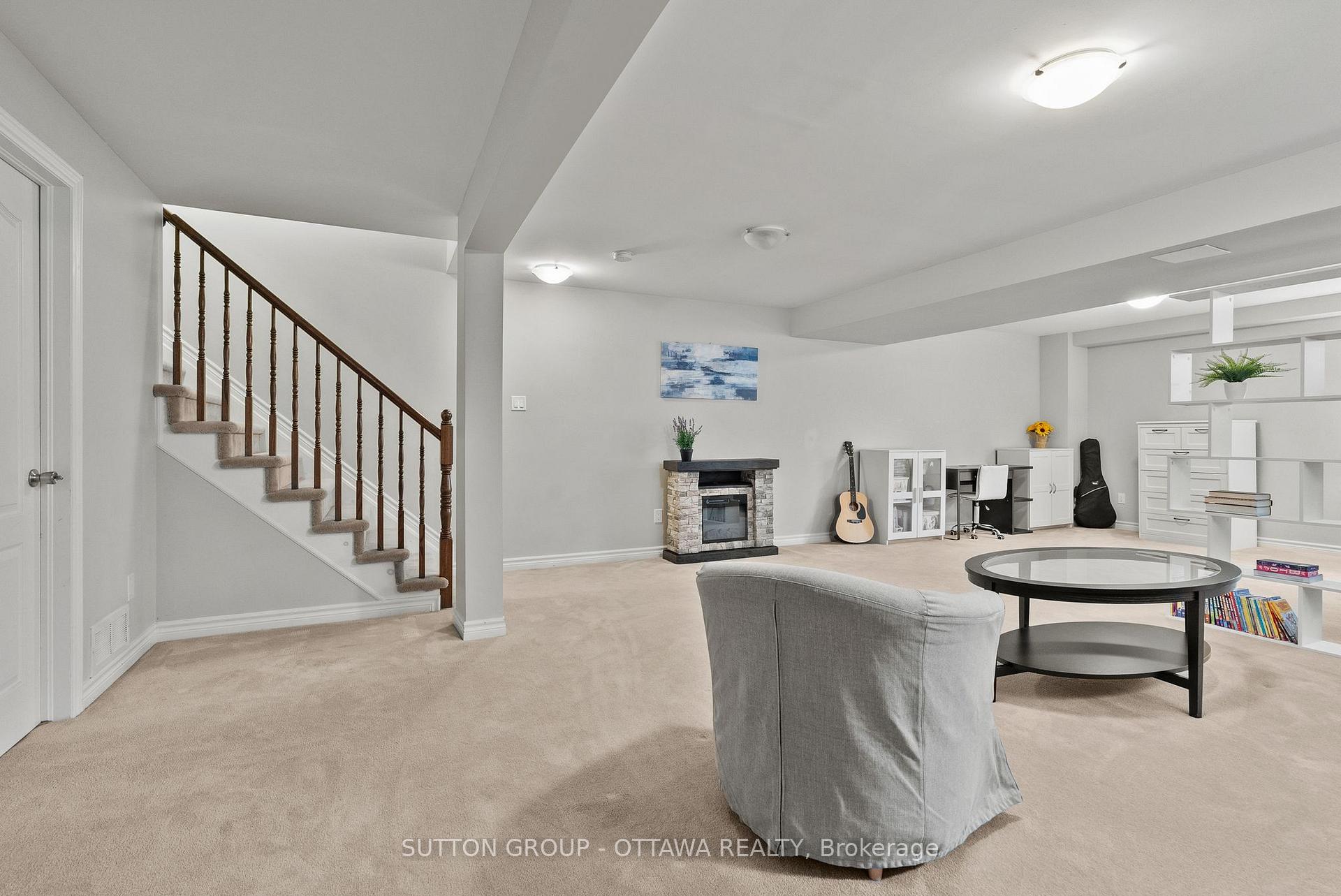 Photo 42 of 708 Hazelnut Crescent, Ottawa, Blossom Park/Kemp Park/Findlay Creek — HOMEH