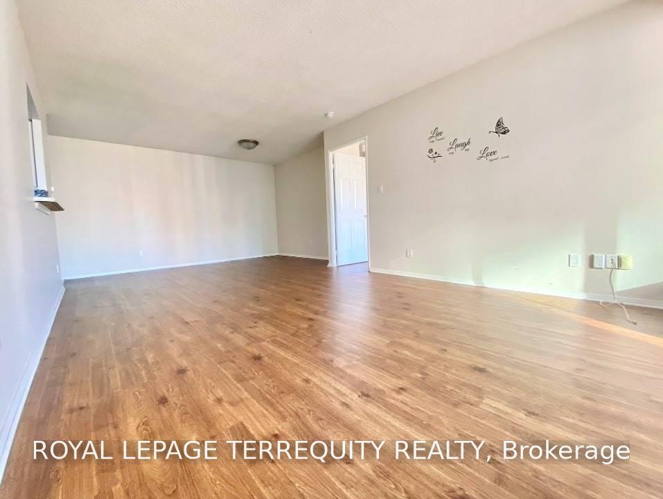 Photo 9 of Unit 201, 30 Greenfield Avenue, North York, Willowdale East — HOMEH