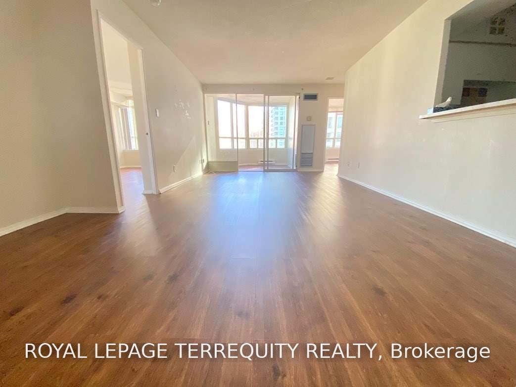 Photo 15 of Unit 201, 30 Greenfield Avenue, North York, Willowdale East — HOMEH