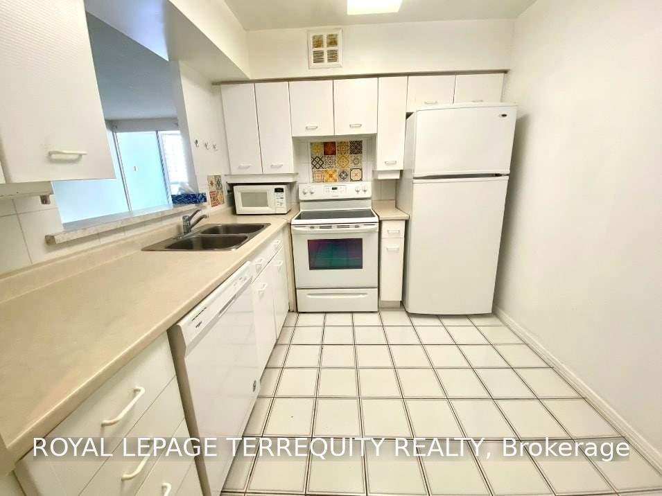 Photo 25 of Unit 201, 30 Greenfield Avenue, North York, Willowdale East — HOMEH