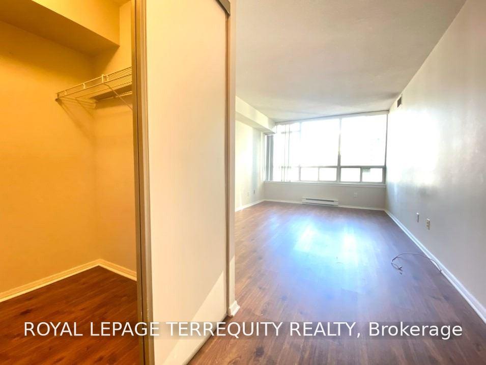 Photo 31 of Unit 201, 30 Greenfield Avenue, North York, Willowdale East — HOMEH