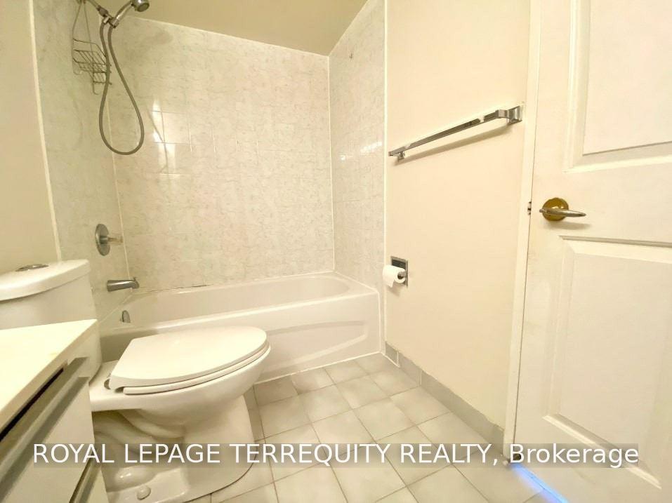 Photo 41 of Unit 201, 30 Greenfield Avenue, North York, Willowdale East — HOMEH