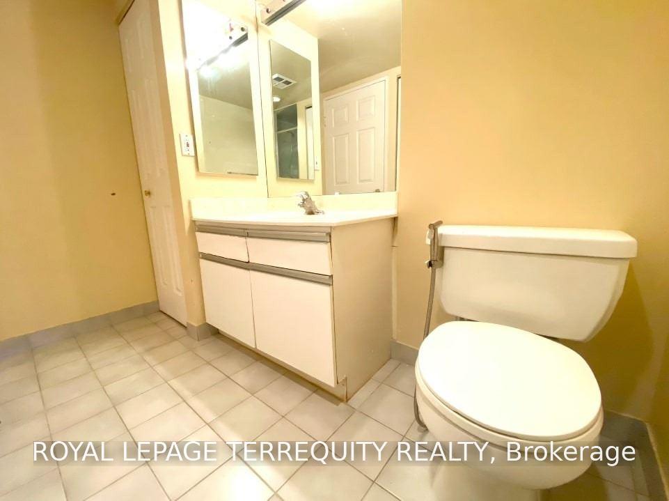 Photo 53 of Unit 201, 30 Greenfield Avenue, North York, Willowdale East — HOMEH