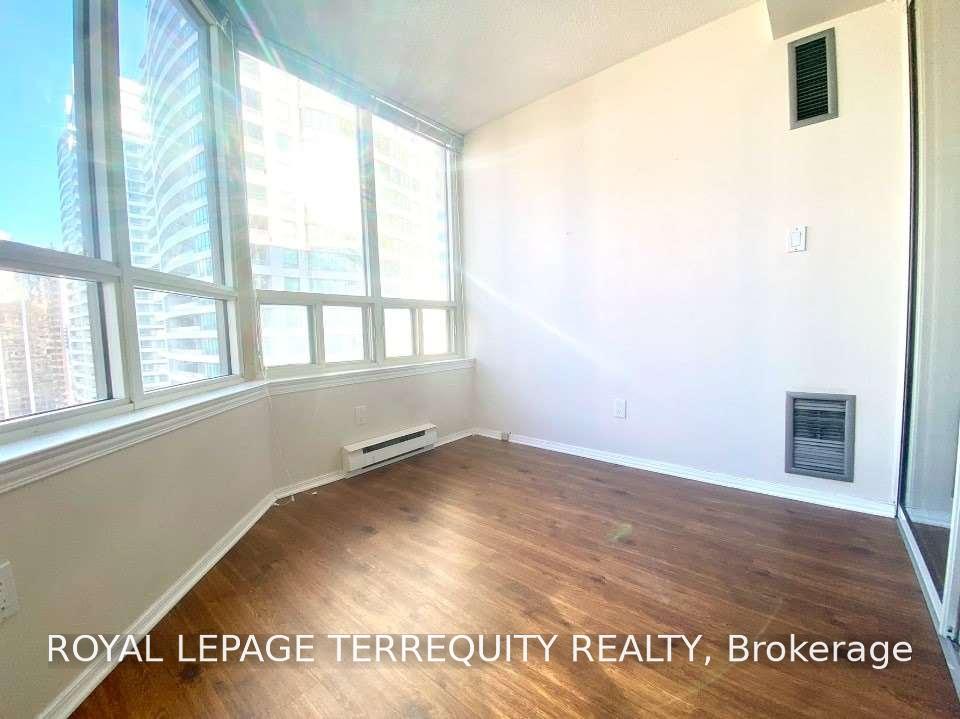 Photo 58 of Unit 201, 30 Greenfield Avenue, North York, Willowdale East — HOMEH
