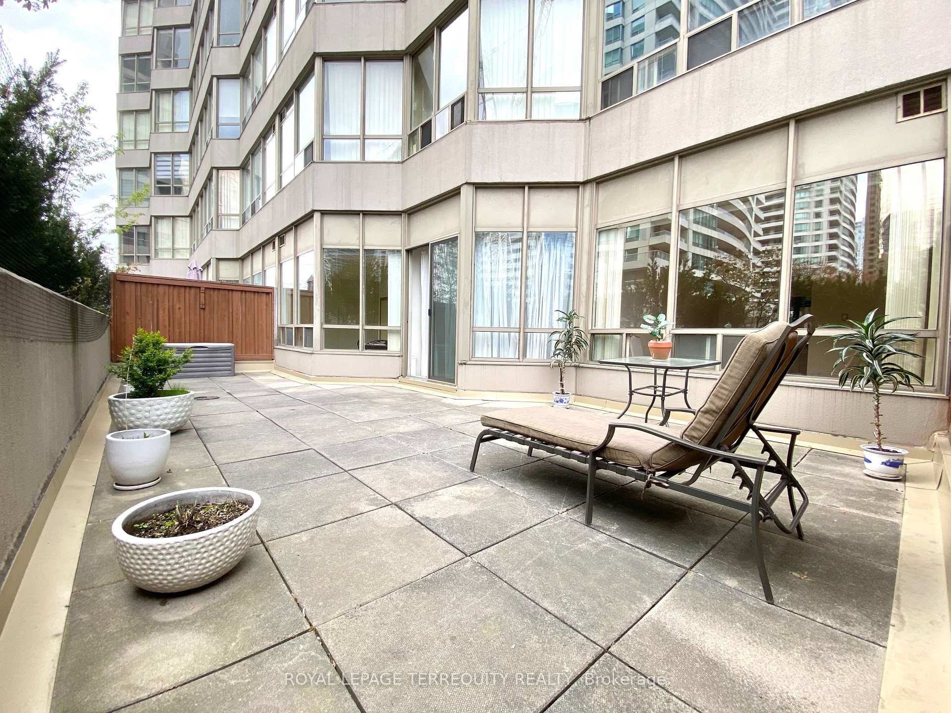 Photo 52 of Unit 201, 30 Greenfield Avenue, North York, Willowdale East — HOMEH