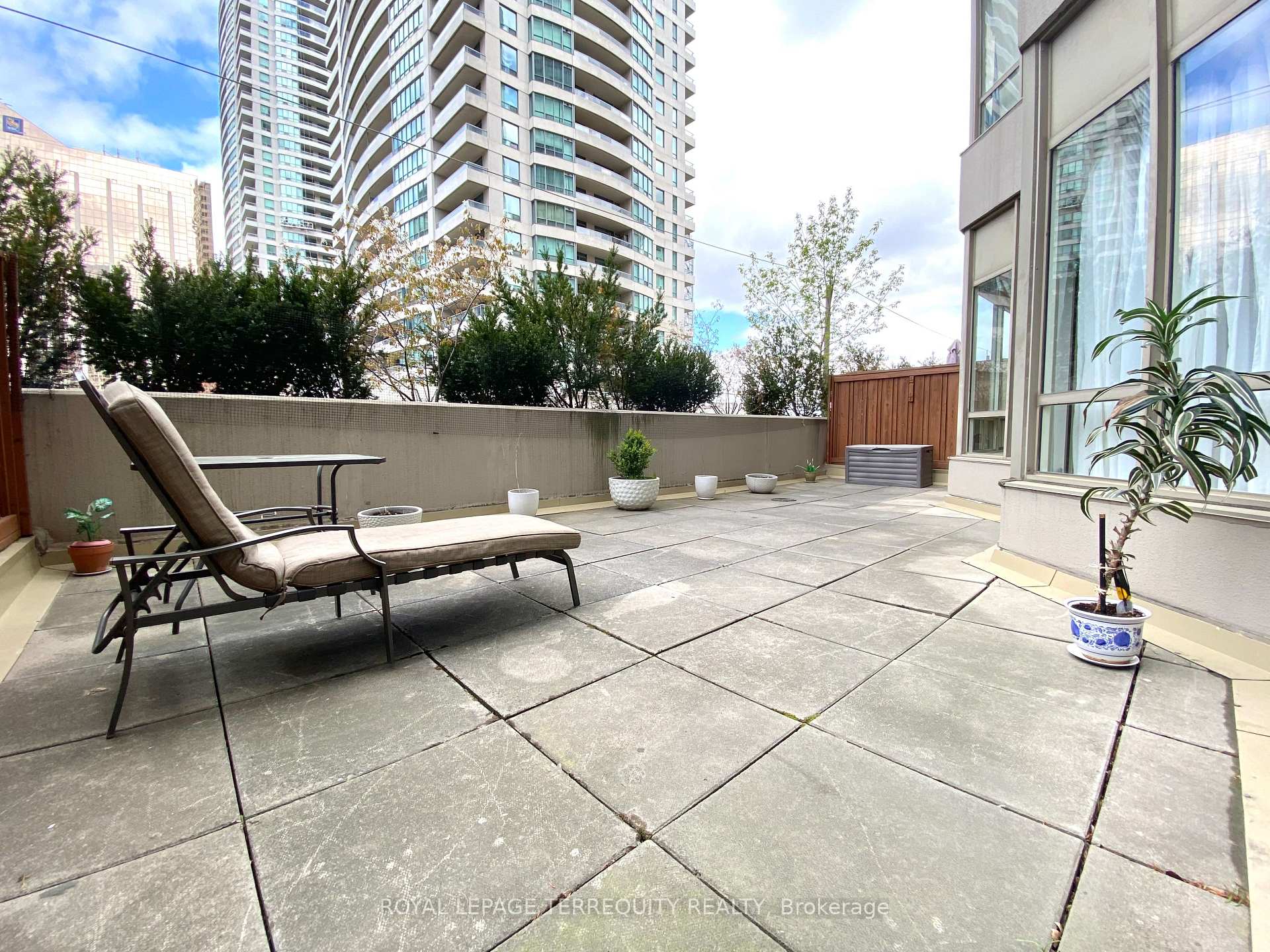 Photo 56 of Unit 201, 30 Greenfield Avenue, North York, Willowdale East — HOMEH