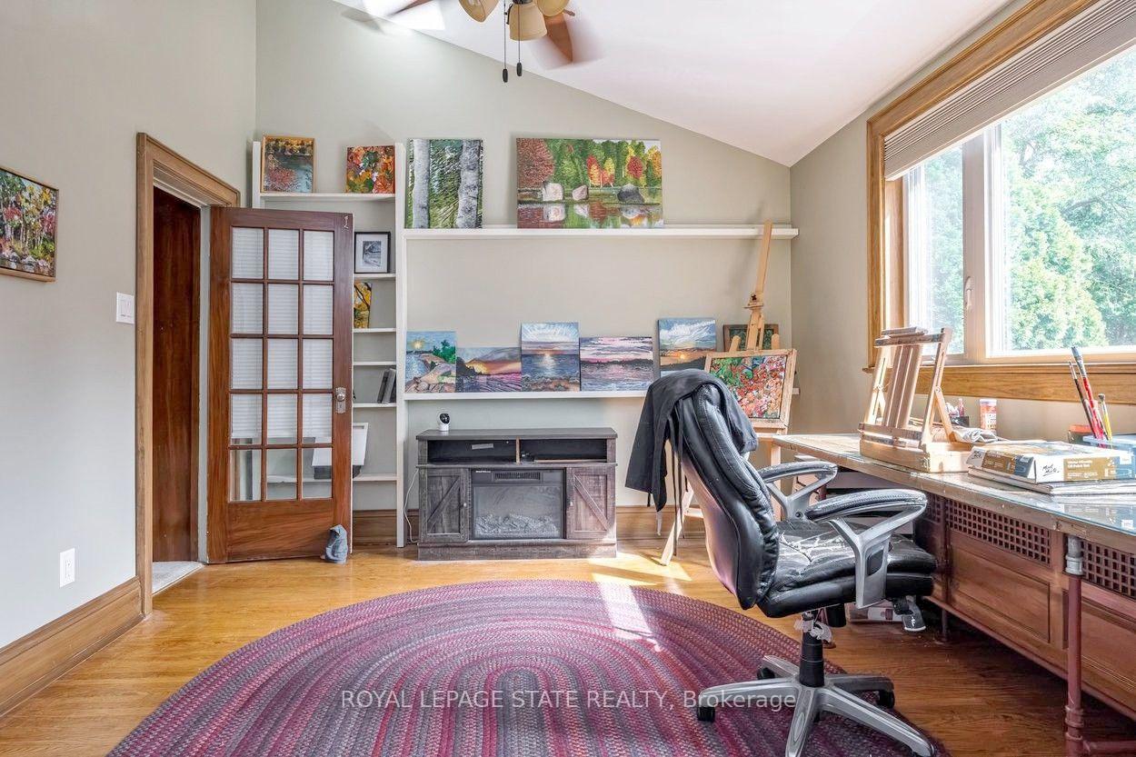 Photo 32 of 18 Forsyth Avenue N, Hamilton, Westdale — HOMEH