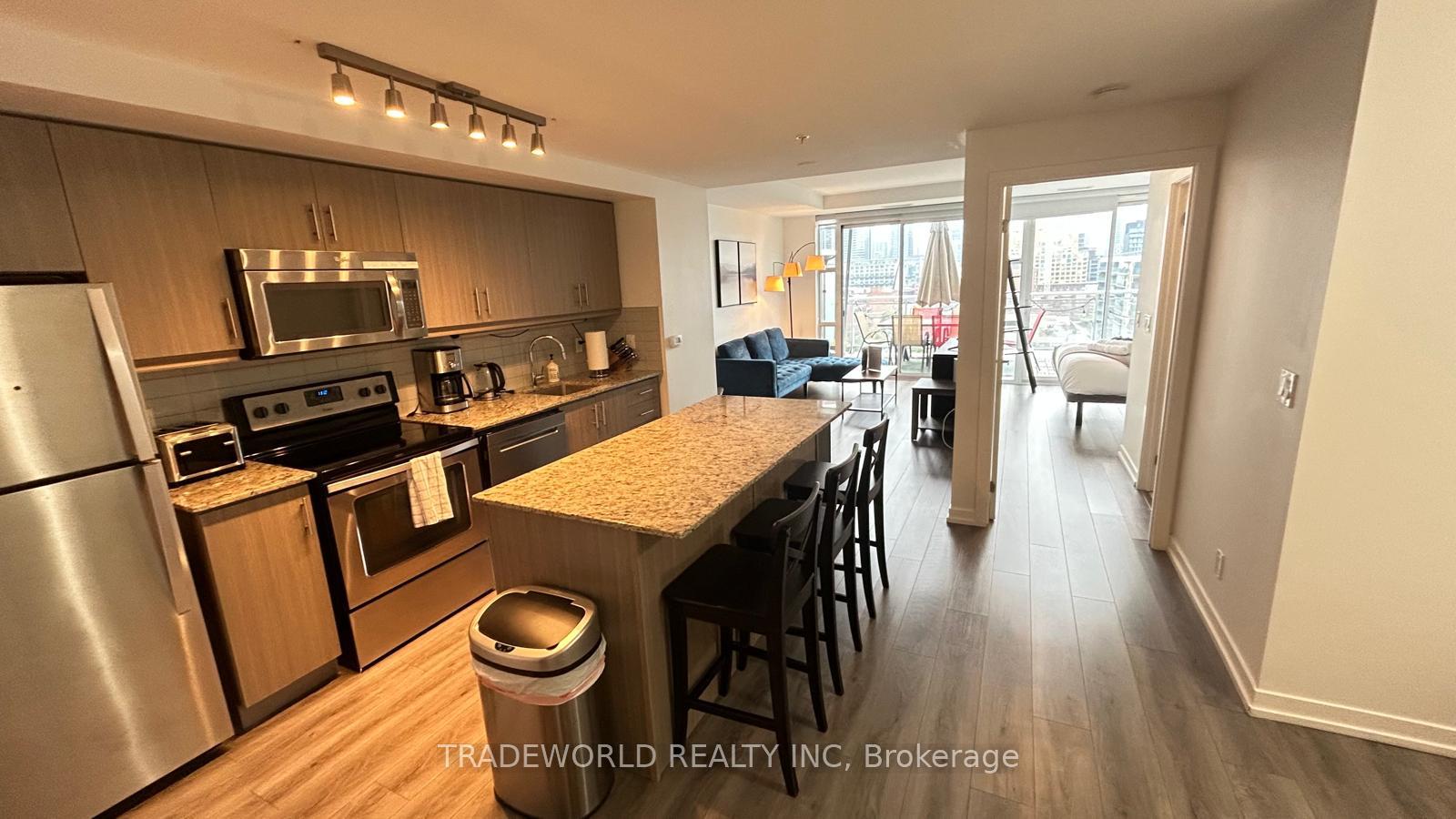 Photo 2 of Unit Ph7, 10 Willison Square, Toronto, Kensington-Chinatown — HOMEH