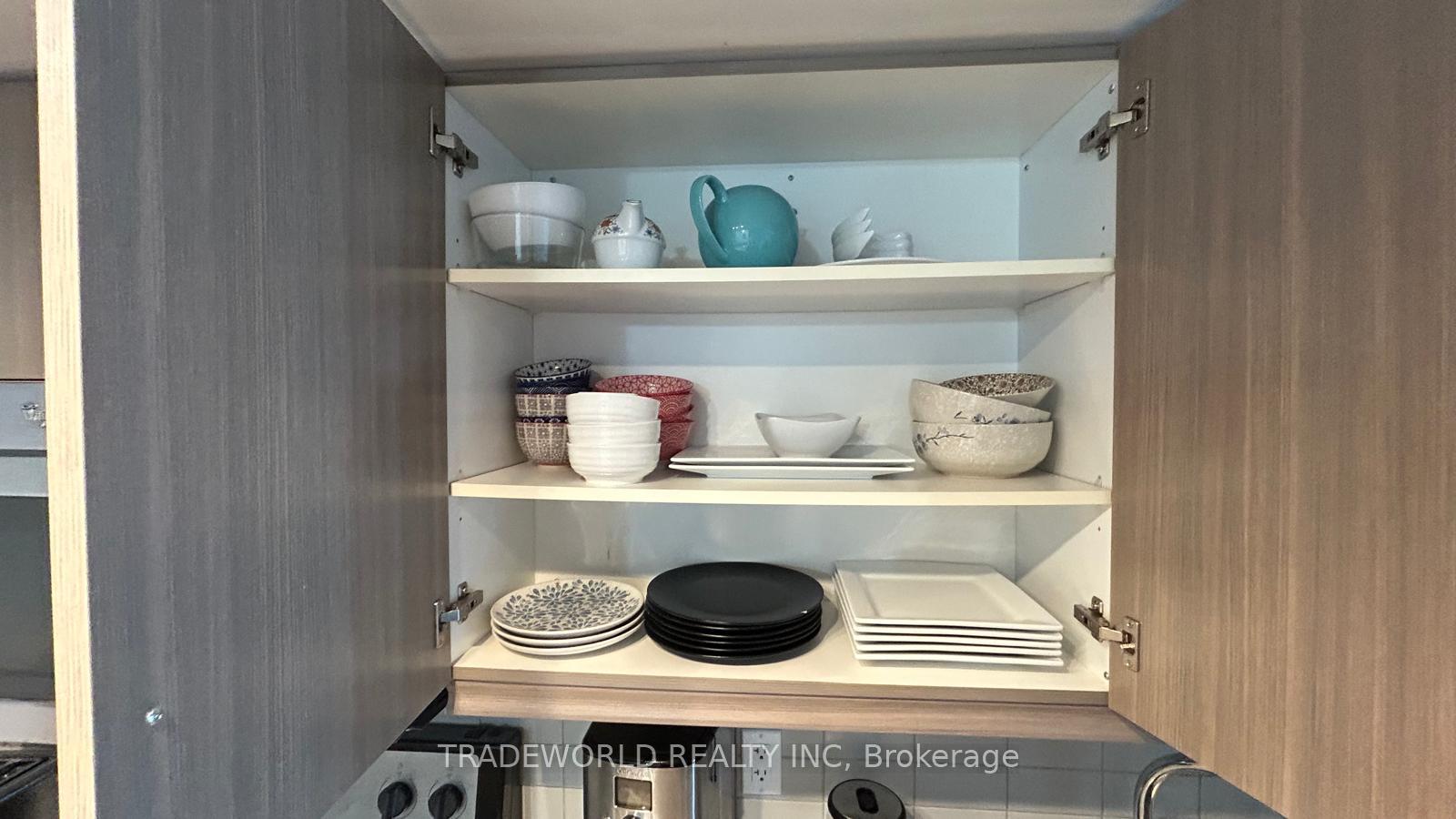 Photo 11 of Unit Ph7, 10 Willison Square, Toronto, Kensington-Chinatown — HOMEH
