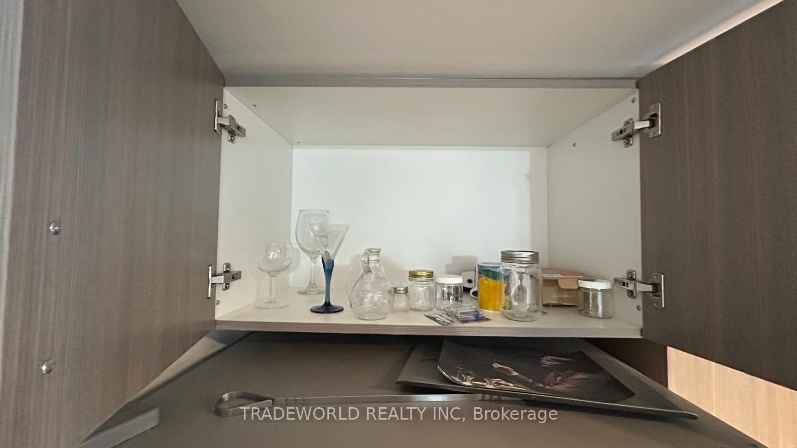 Photo 12 of Unit Ph7, 10 Willison Square, Toronto, Kensington-Chinatown — HOMEH