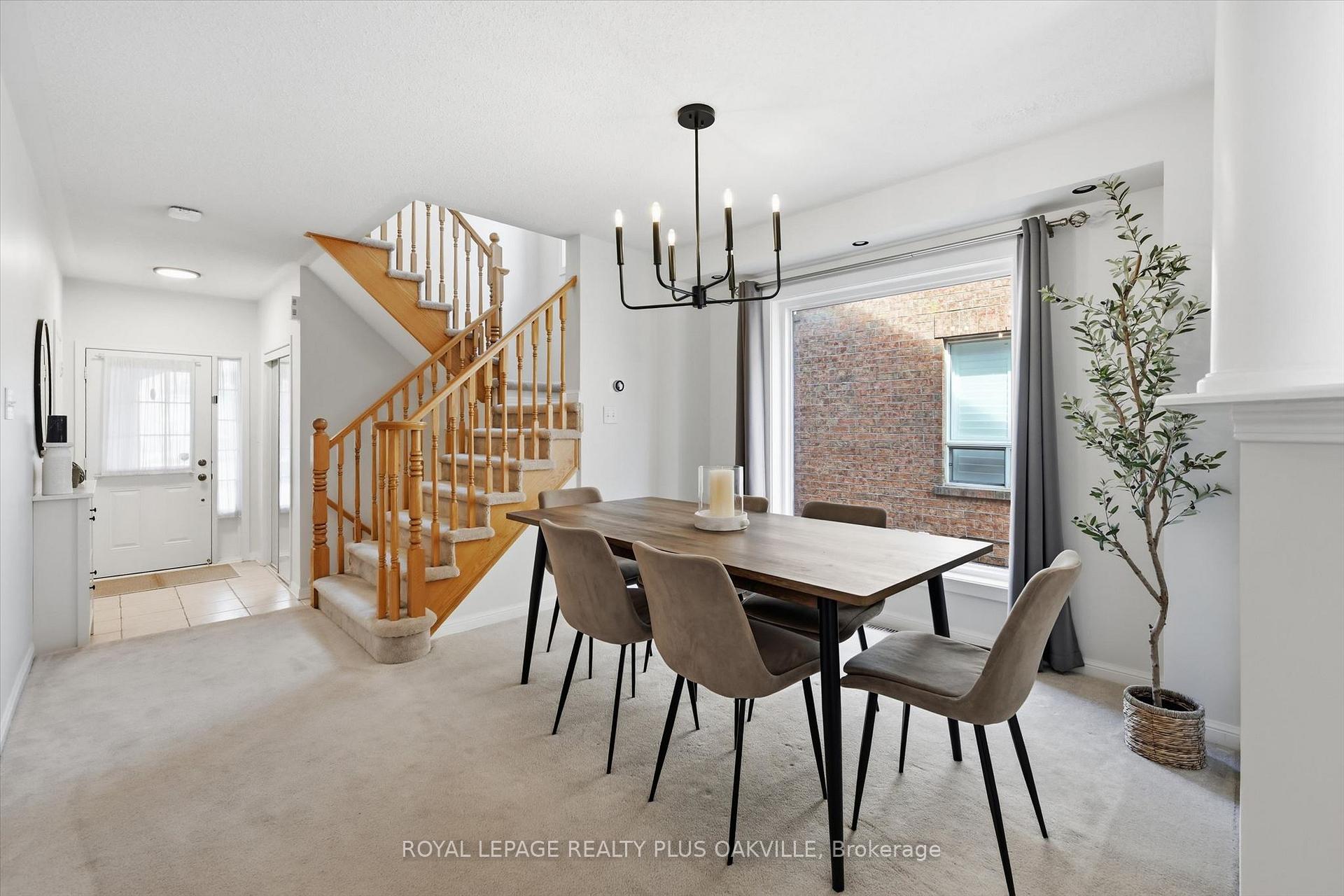Photo 6 of 4080 Donnic Drive, Burlington, Alton — HOMEH
