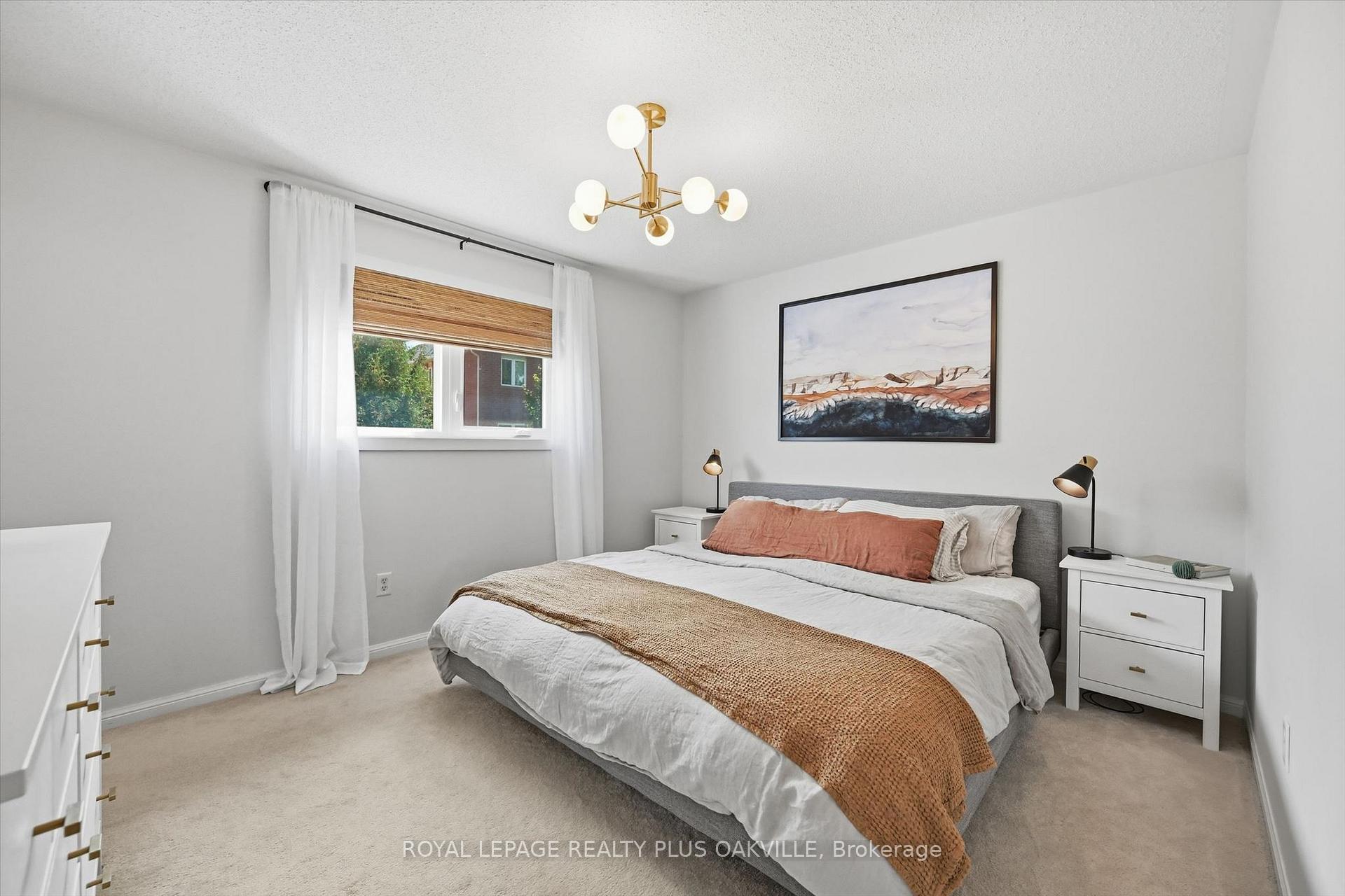 Photo 17 of 4080 Donnic Drive, Burlington, Alton — HOMEH
