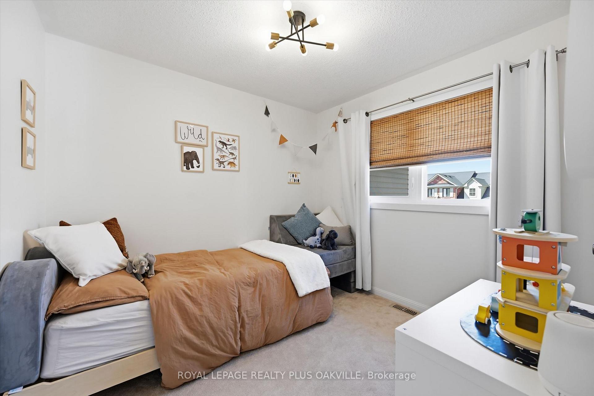 Photo 24 of 4080 Donnic Drive, Burlington, Alton — HOMEH
