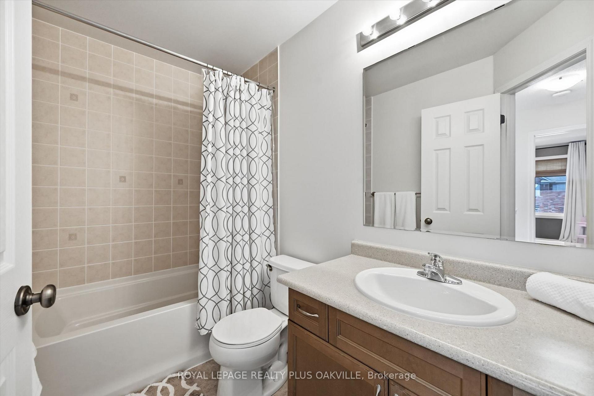Photo 26 of 4080 Donnic Drive, Burlington, Alton — HOMEH