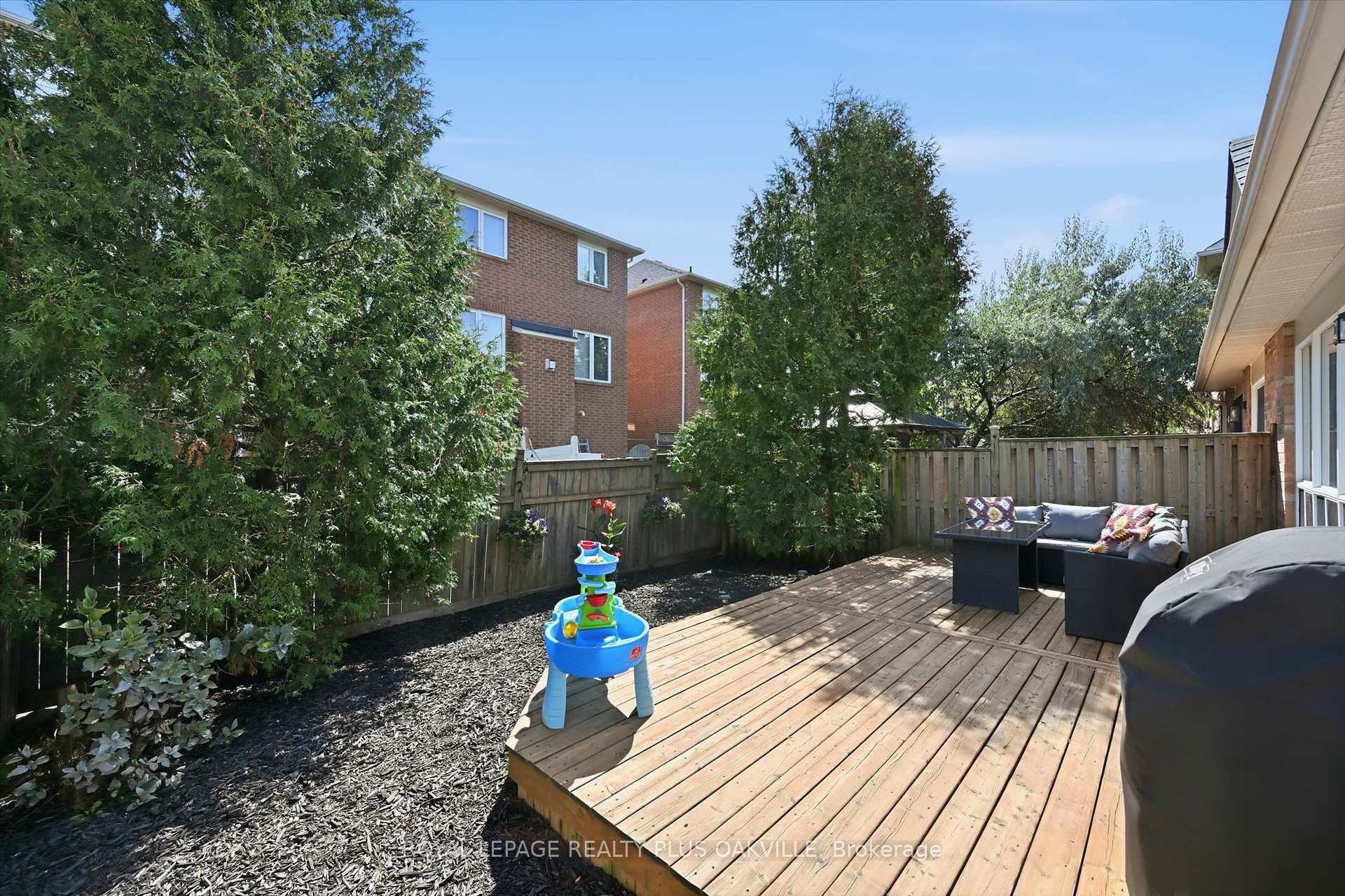 Photo 36 of 4080 Donnic Drive, Burlington, Alton — HOMEH