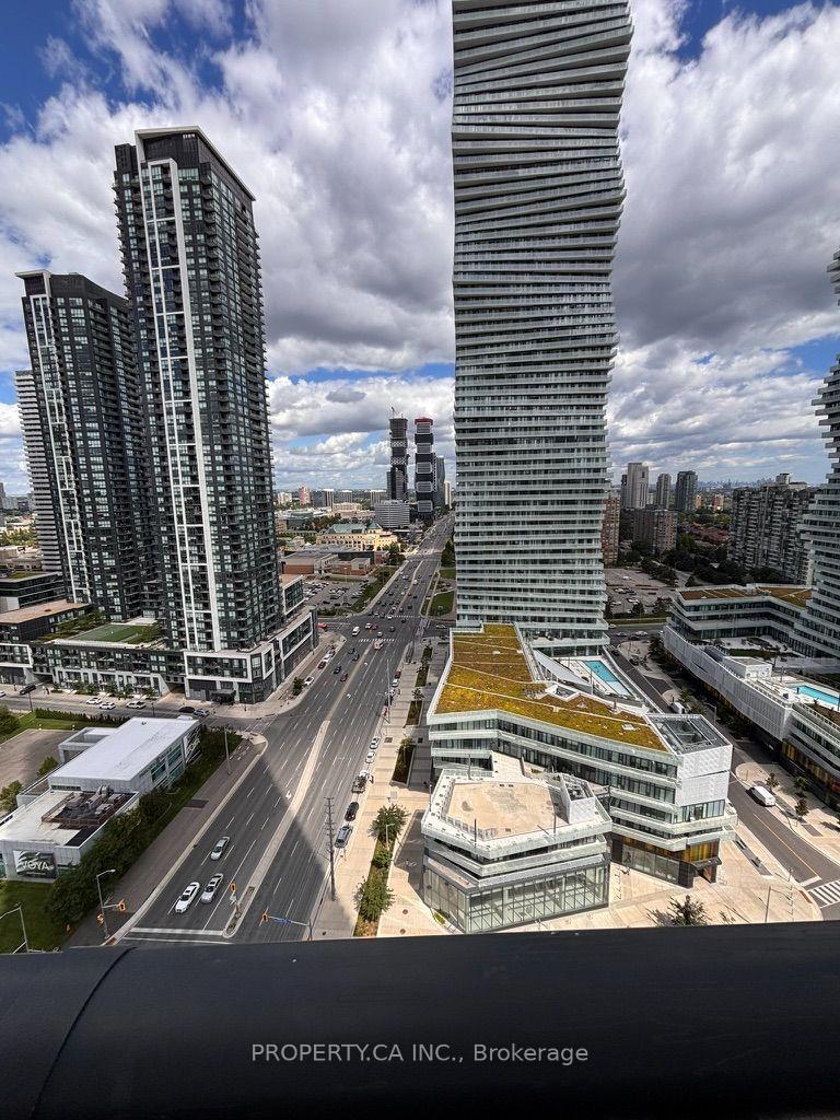 Photo 12 of Unit 2004, 448 Burnhamthorpe Road, Mississauga, City Centre — HOMEH