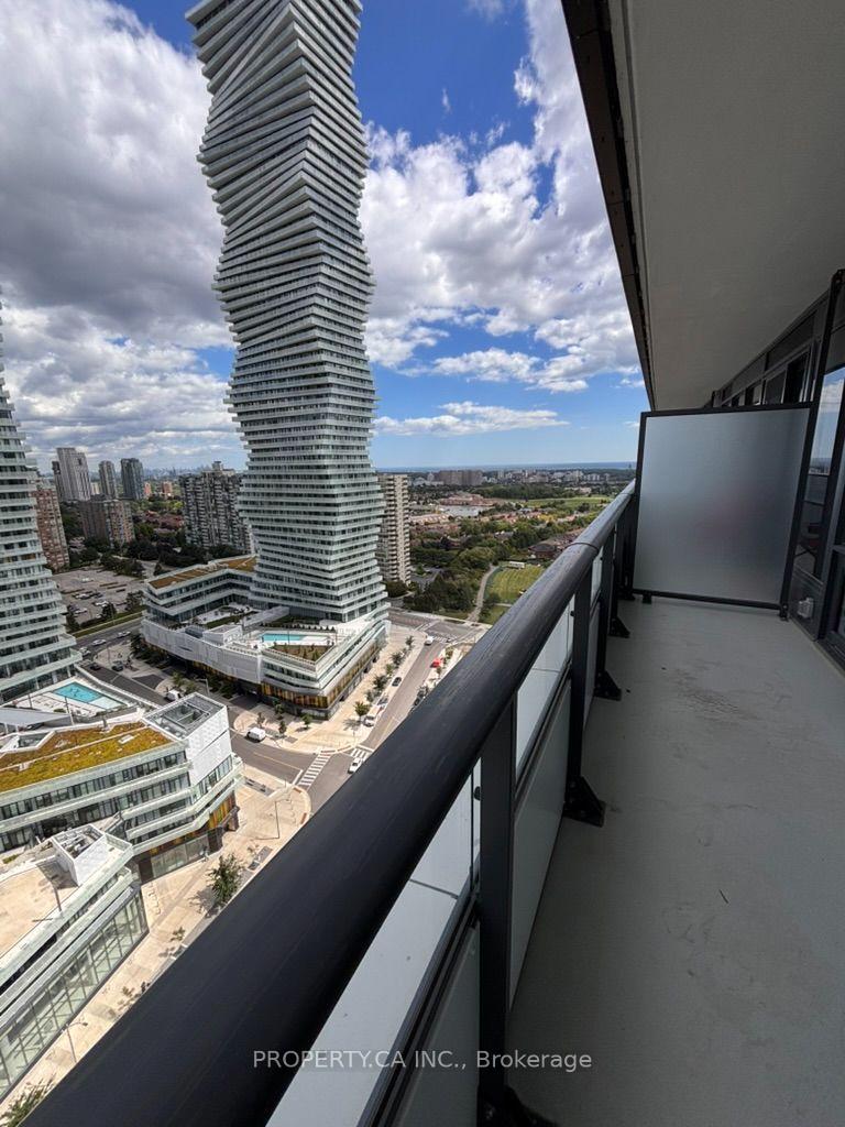 Photo 14 of Unit 2004, 448 Burnhamthorpe Road, Mississauga, City Centre — HOMEH