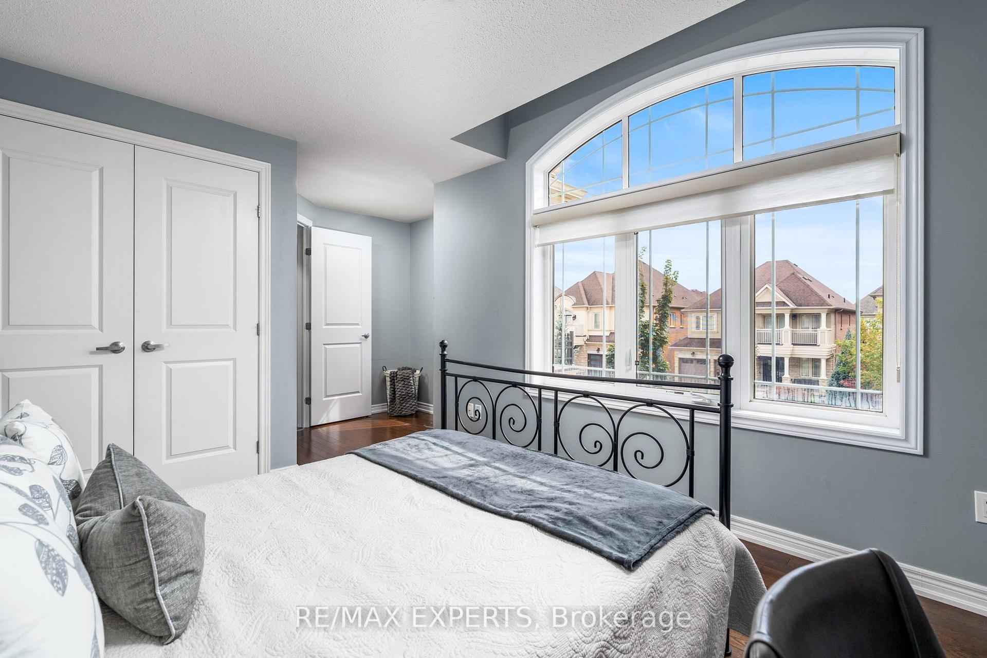 Photo 28 of 22 Garyscholl Road, Vaughan, Vellore Village — HOMEH