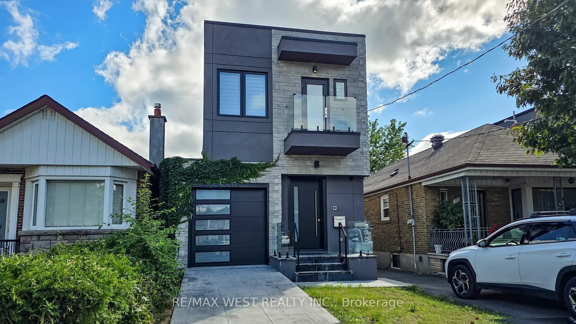 Photo 2 of 133 Times Road, North York, Briar Hill-Belgravia — HOMEH