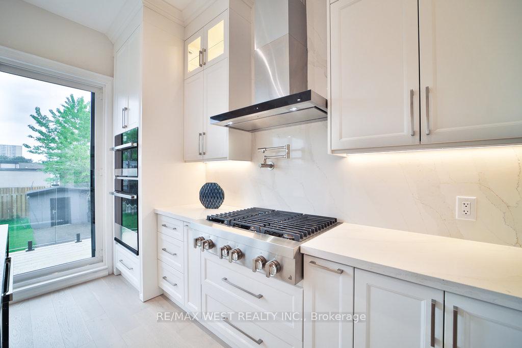 Photo 14 of 133 Times Road, North York, Briar Hill-Belgravia — HOMEH