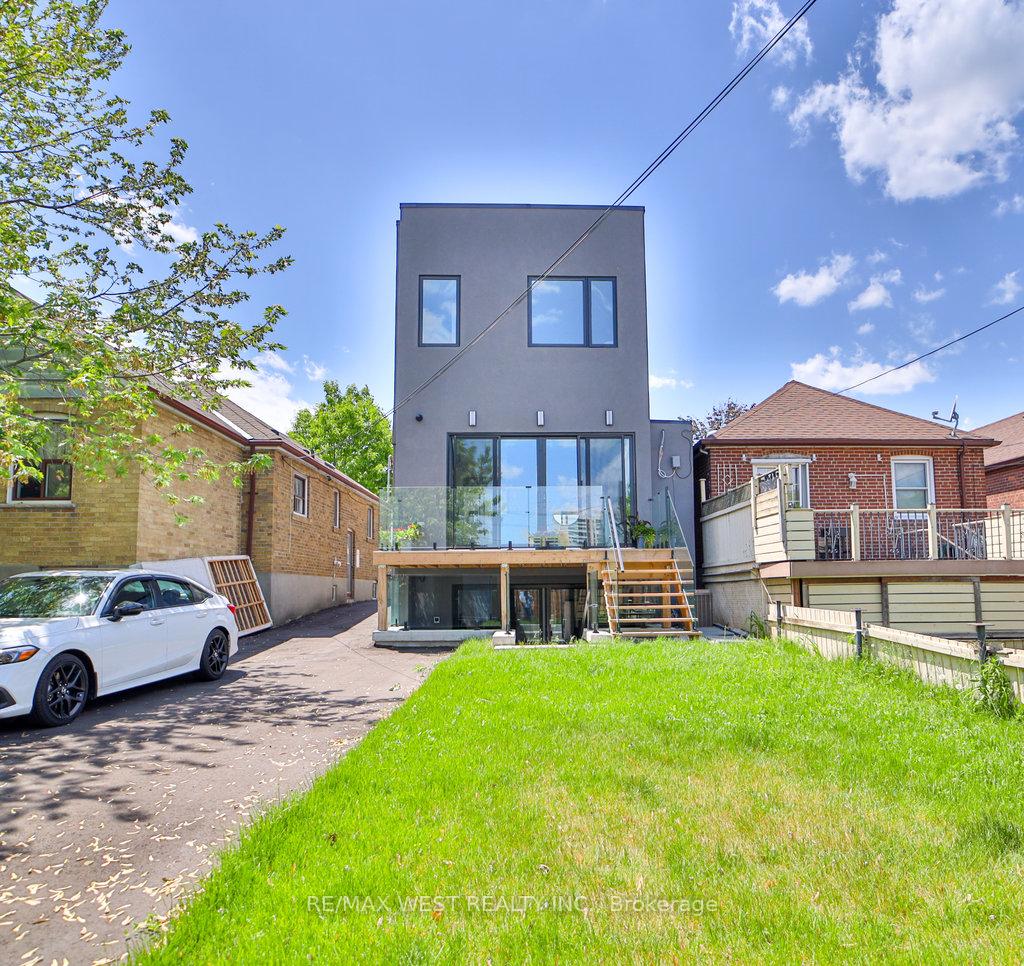 Photo 38 of 133 Times Road, North York, Briar Hill-Belgravia — HOMEH