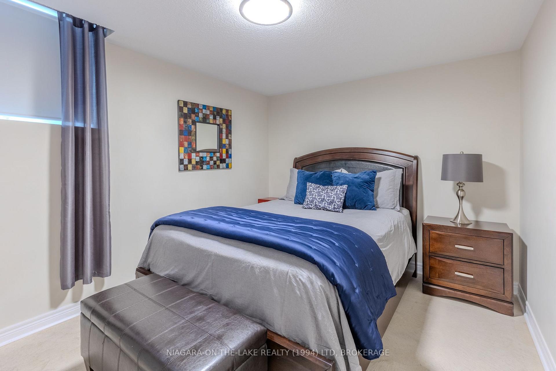 Photo 39 of 218 Wright Crescent Wright Crescent, Niagara-on-the-Lake, Glendale — HOMEH
