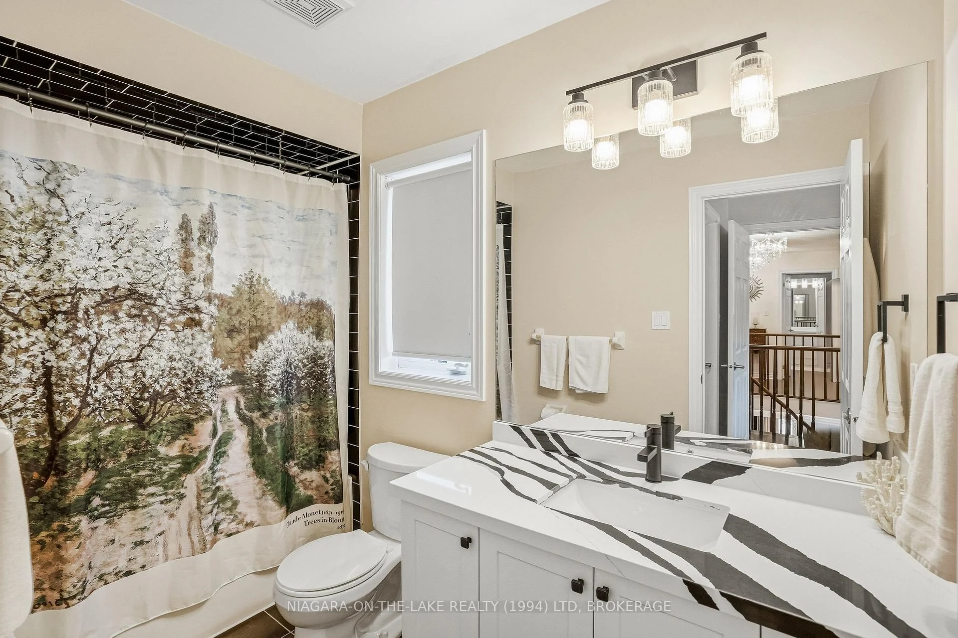 Photo 28 of 218 Wright Crescent Wright Crescent, Niagara-on-the-Lake, Glendale — HOMEH
