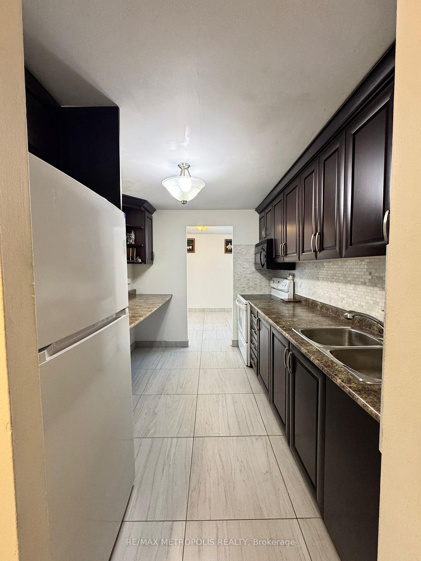 Photo 5 of Unit 202, 1445 Wilson Avenue, North York, Downsview-Roding-CFB — HOMEH