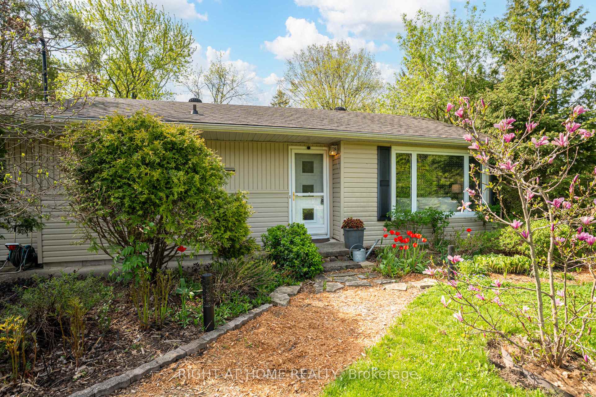 Photo 2 of 15 Wattie Road, Springwater, Midhurst — HOMEH