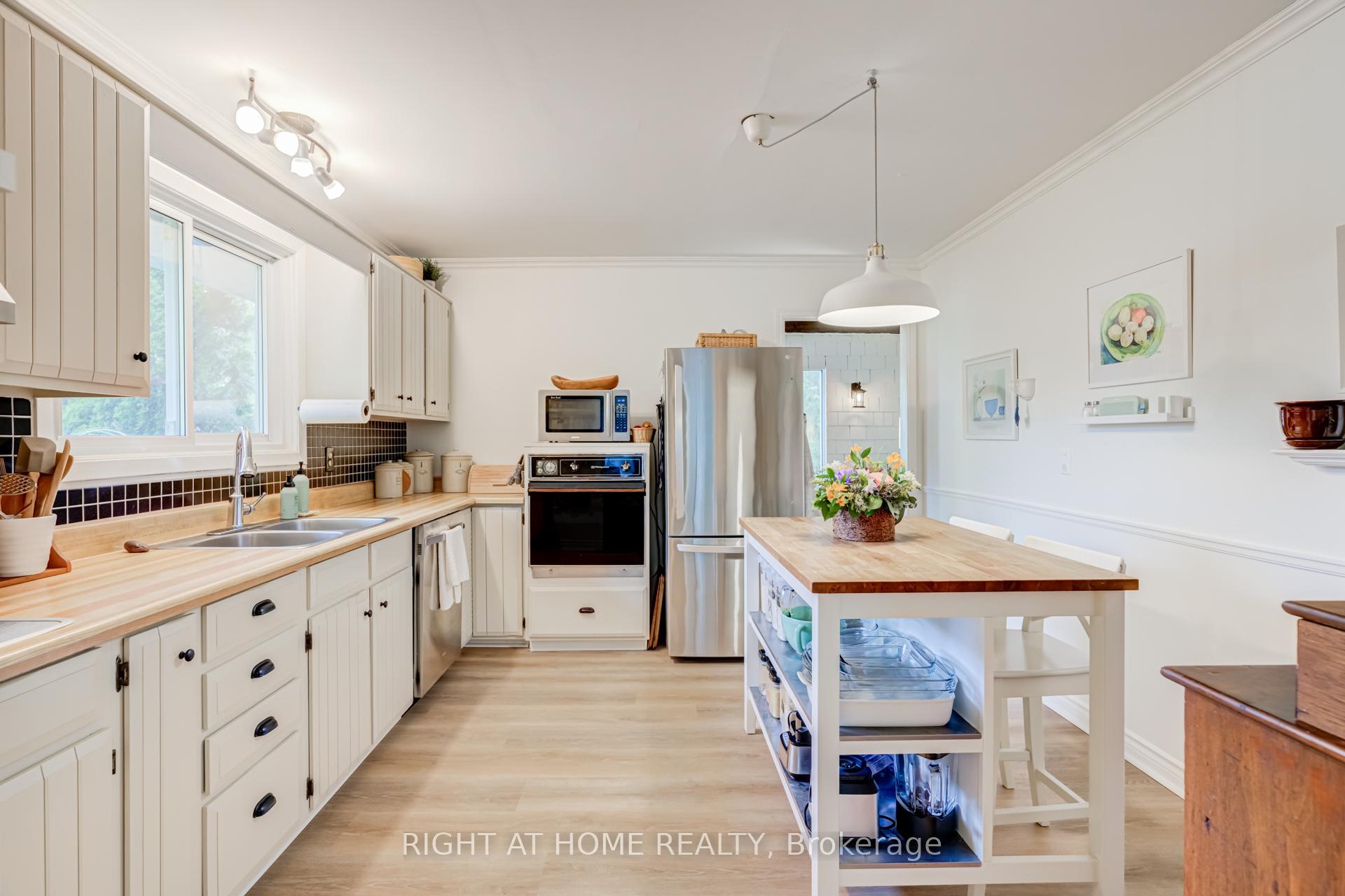 Photo 6 of 15 Wattie Road, Springwater, Midhurst — HOMEH