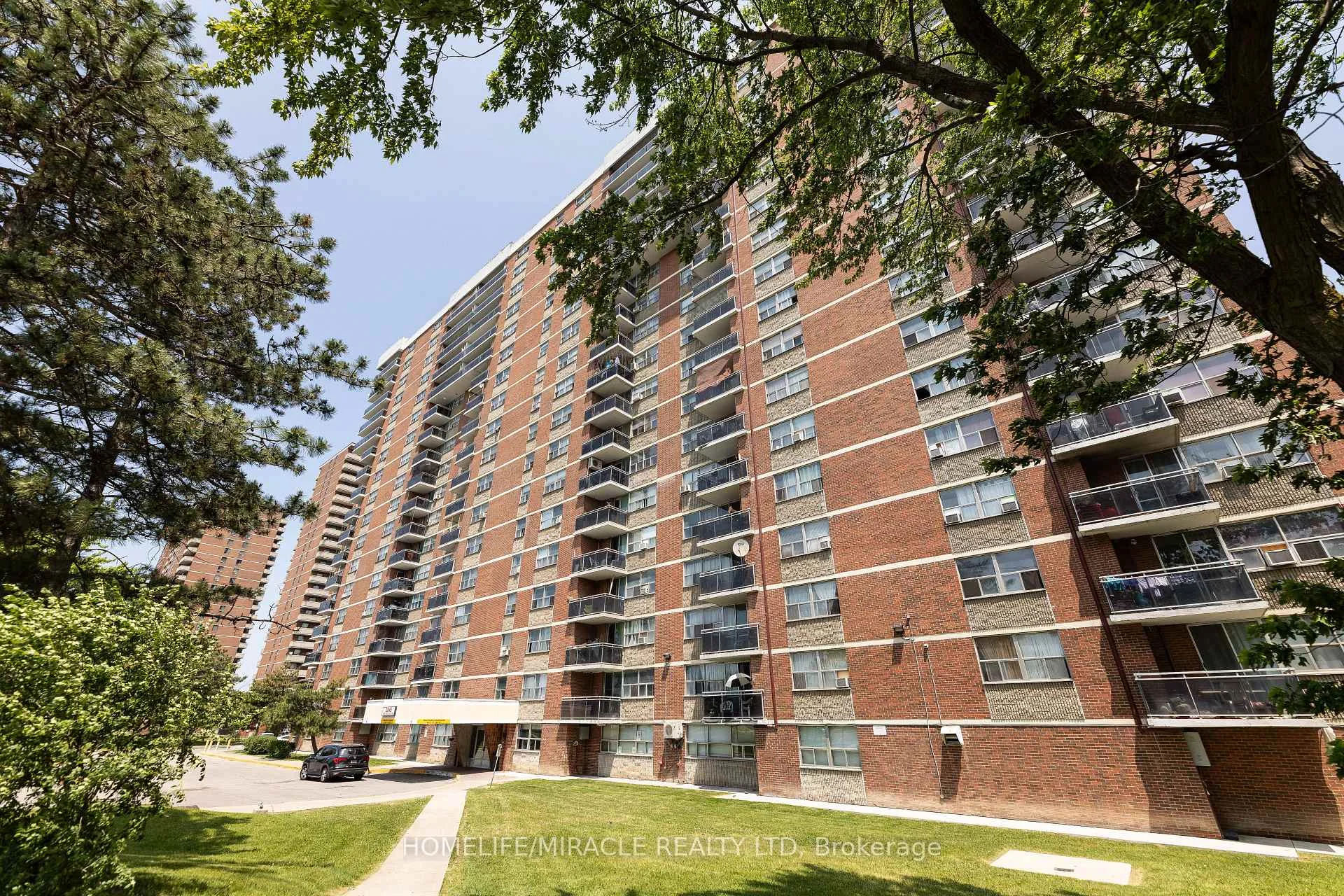Photo 1 of Unit 1910, 2645 Kipling Avenue, Etobicoke, Mount Olive-Silverstone-Jamestown — HOMEH