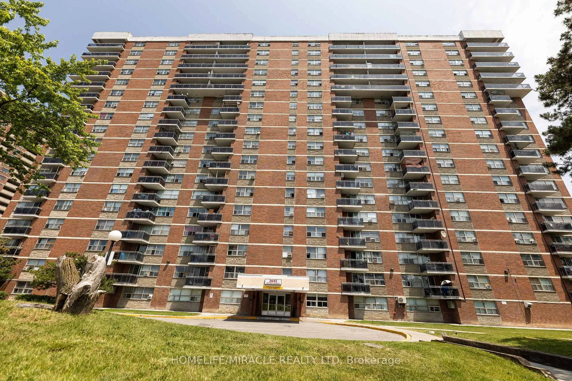 Photo 4 of Unit 1910, 2645 Kipling Avenue, Etobicoke, Mount Olive-Silverstone-Jamestown — HOMEH