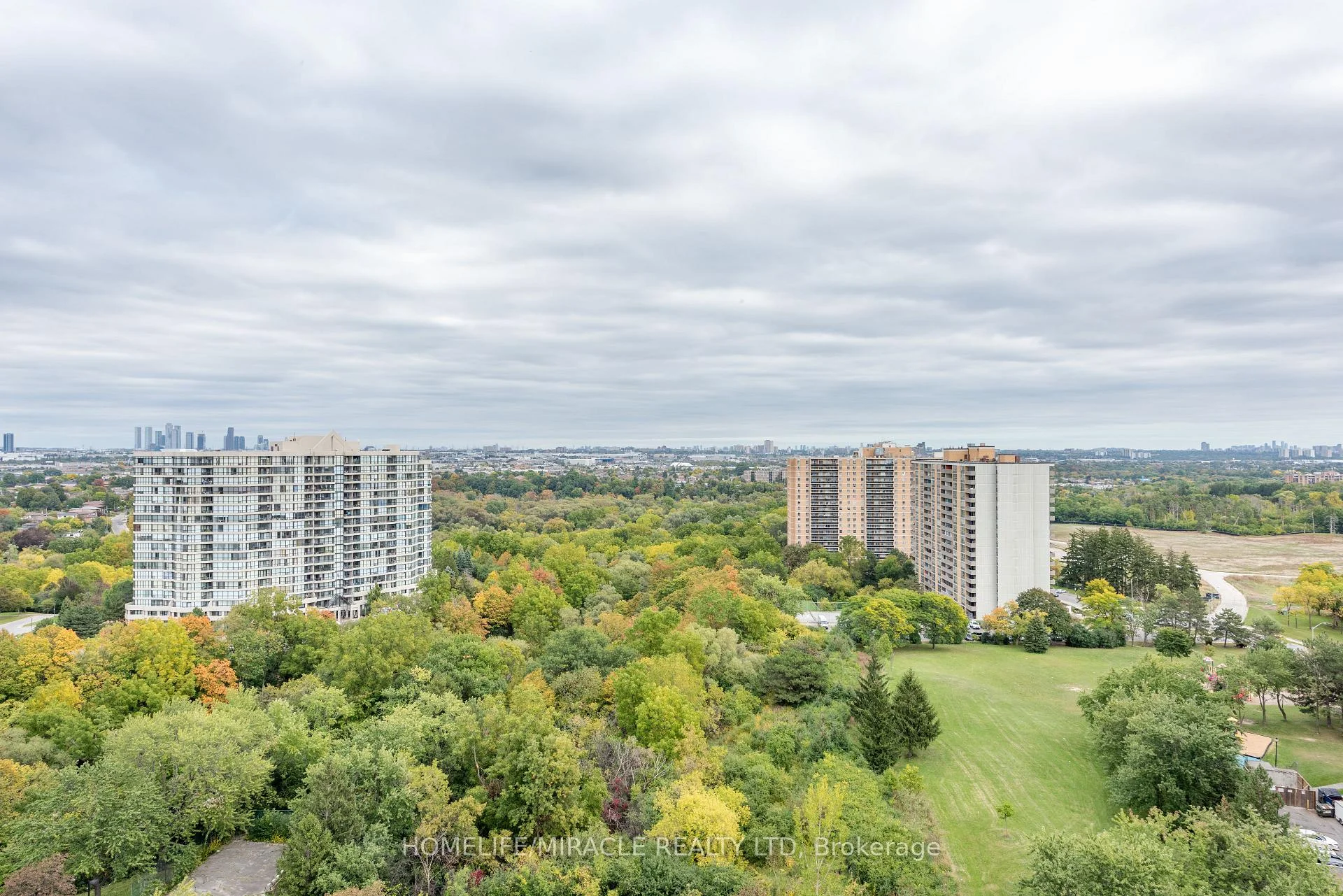Photo 22 of Unit 1910, 2645 Kipling Avenue, Etobicoke, Mount Olive-Silverstone-Jamestown — HOMEH