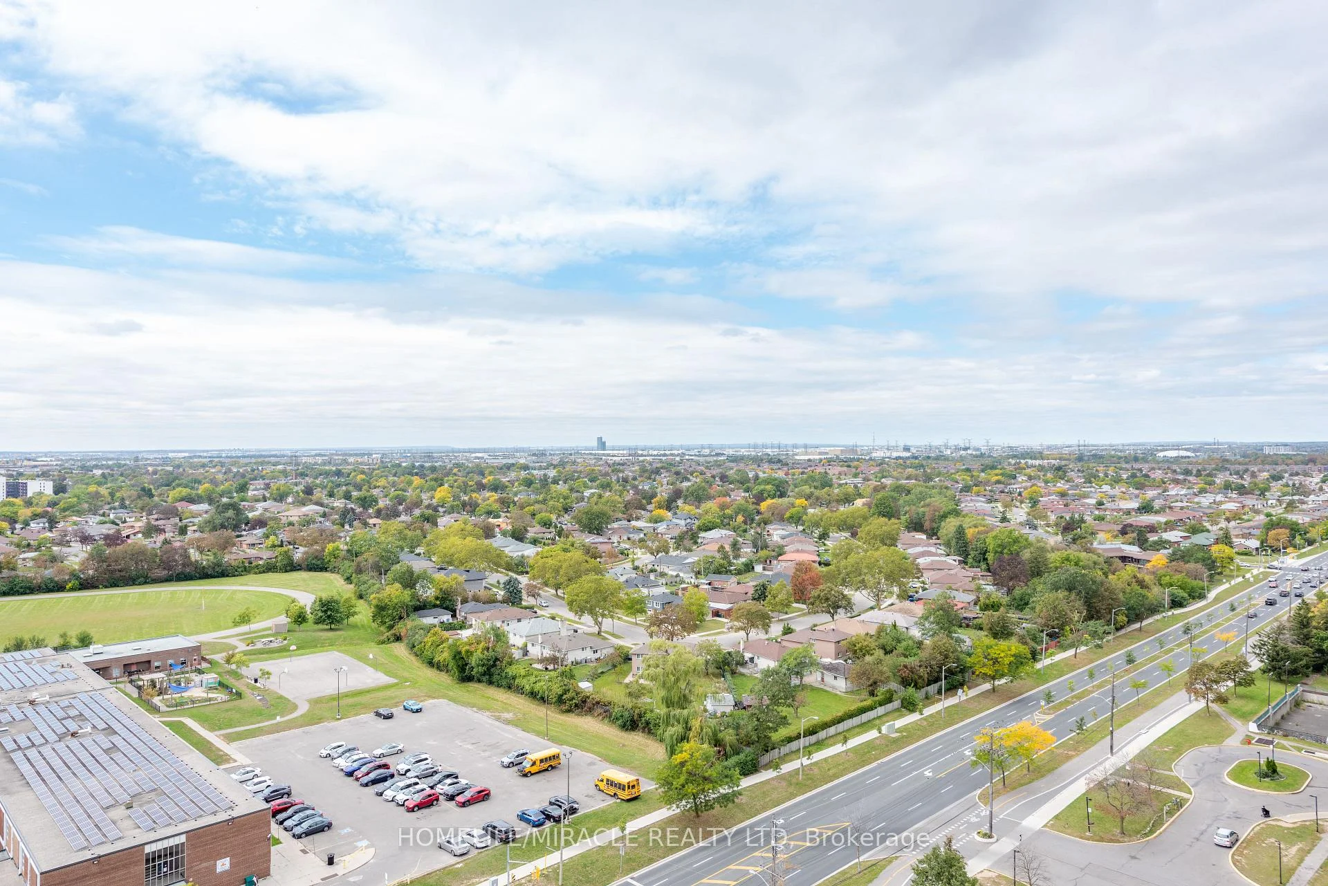 Photo 23 of Unit 1910, 2645 Kipling Avenue, Etobicoke, Mount Olive-Silverstone-Jamestown — HOMEH
