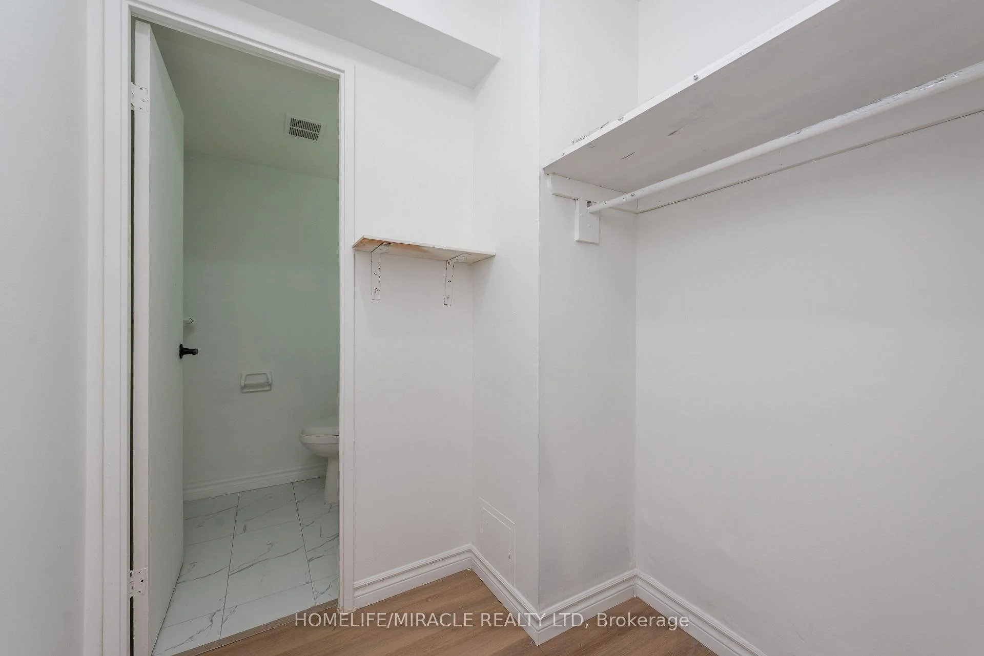 Photo 50 of Unit 1910, 2645 Kipling Avenue, Etobicoke, Mount Olive-Silverstone-Jamestown — HOMEH