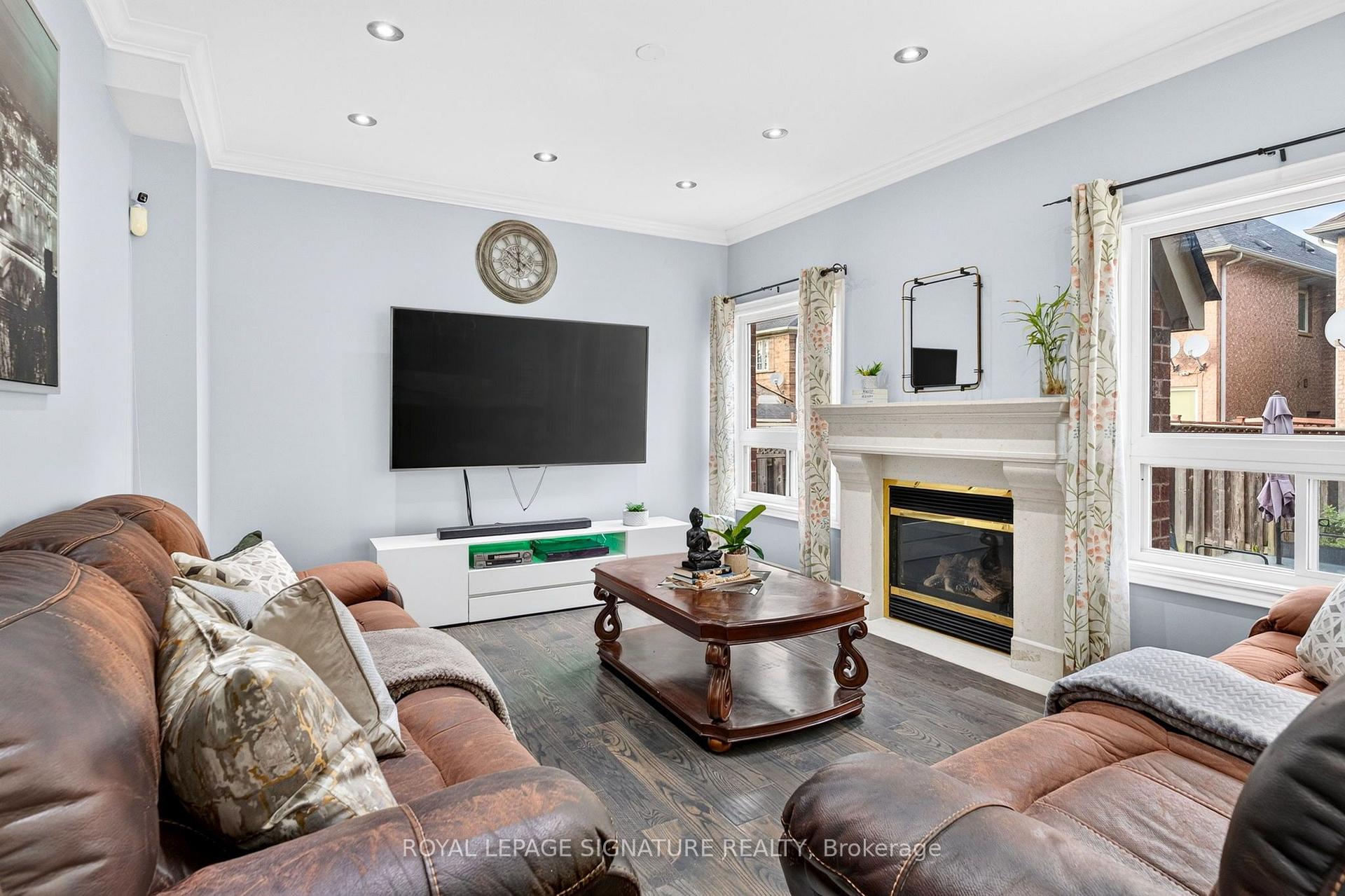 Photo 10 of 70 Florette Place, Brampton, Fletcher's Meadow — HOMEH