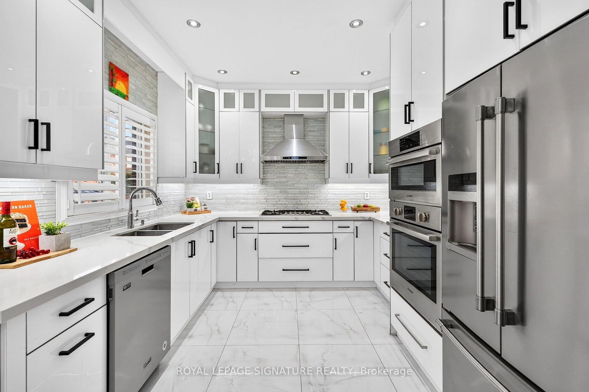 Photo 13 of 70 Florette Place, Brampton, Fletcher's Meadow — HOMEH