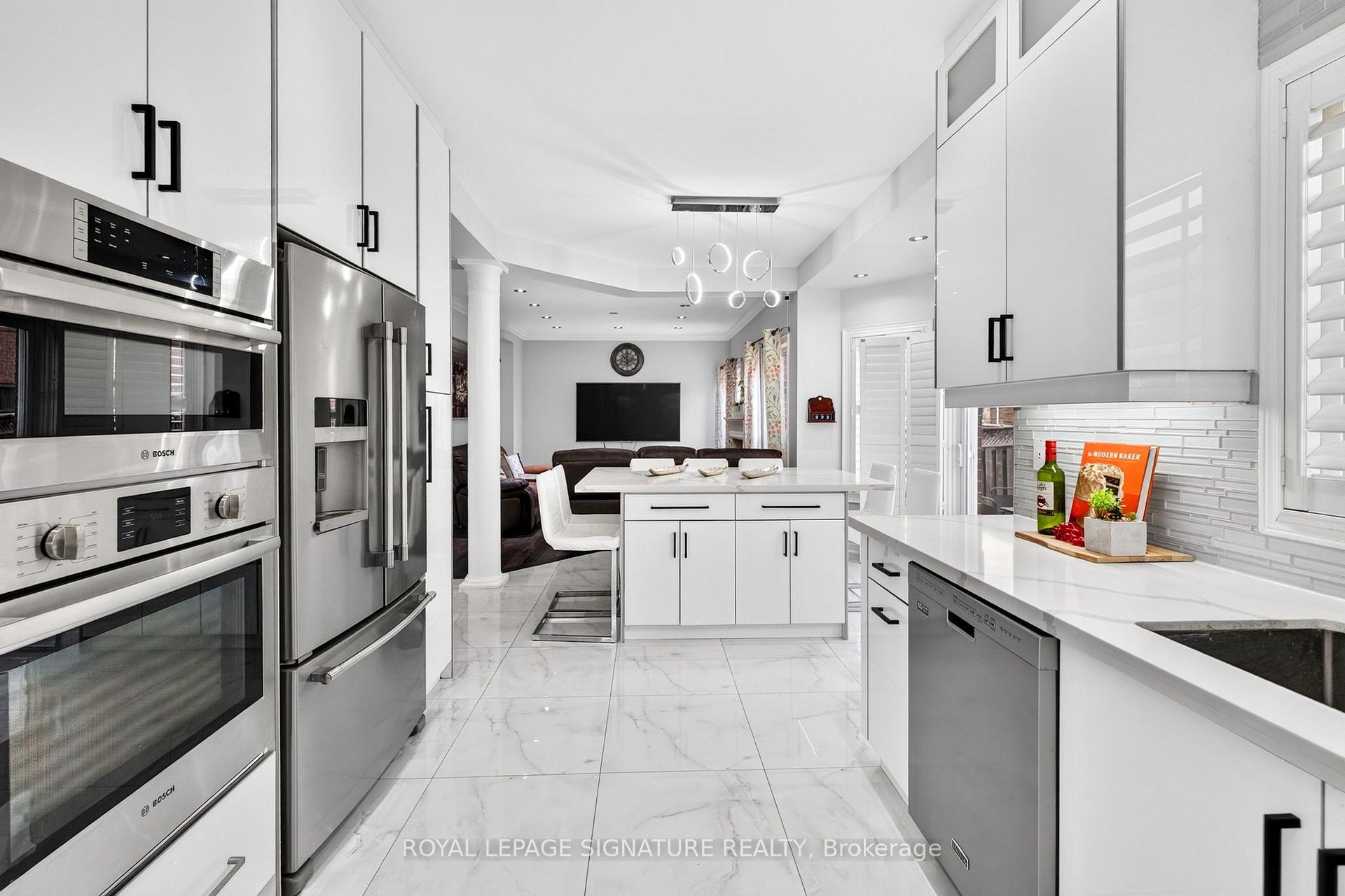 Photo 14 of 70 Florette Place, Brampton, Fletcher's Meadow — HOMEH