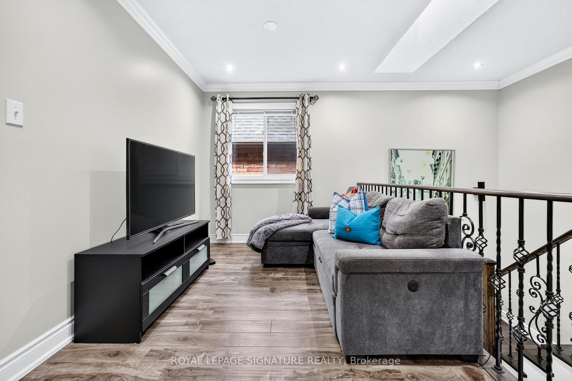 Photo 21 of 70 Florette Place, Brampton, Fletcher's Meadow — HOMEH