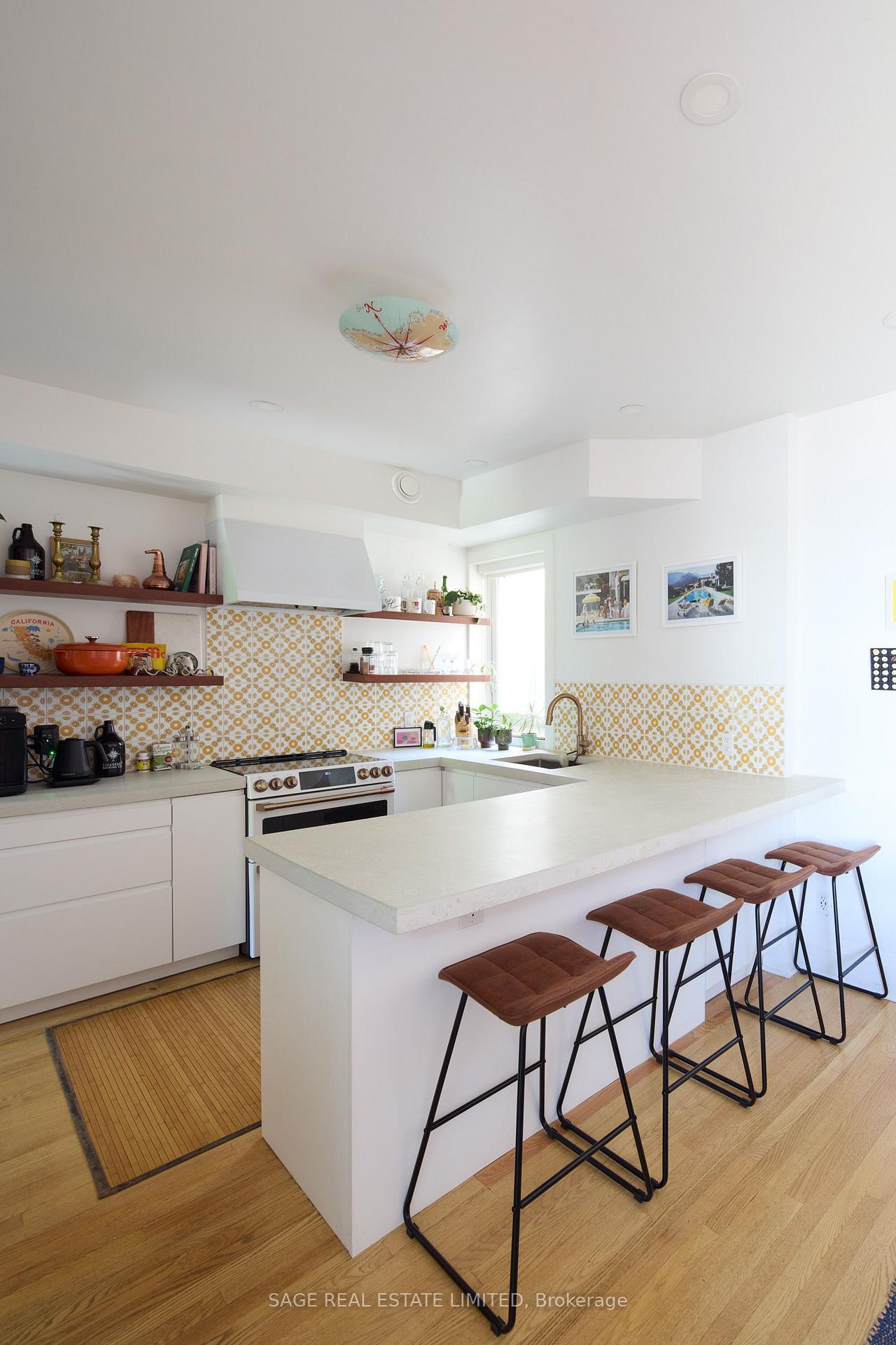 Photo 4 of Unit 3, 1158 College Street, Toronto, Dufferin Grove — HOMEH