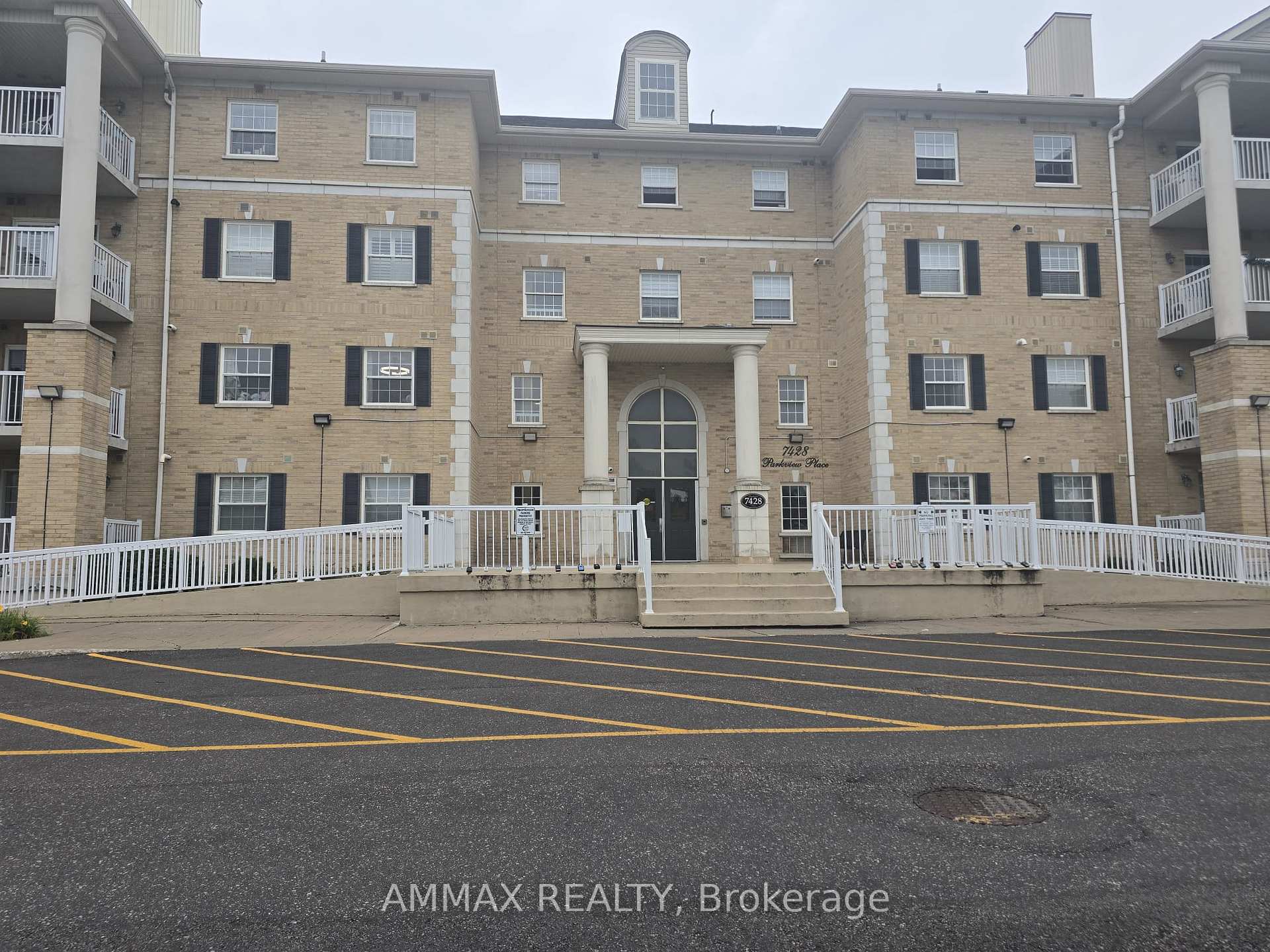 Photo of Unit 113, 7428 Markham Road