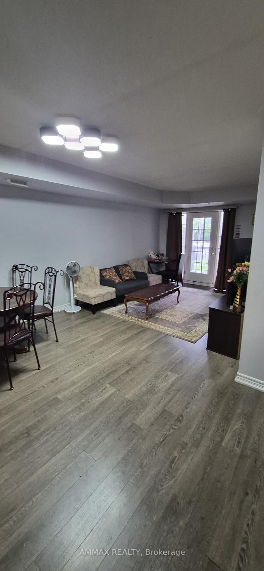 Photo 2 of Unit 113, 7428 Markham Road, Markham, Middlefield — HOMEH