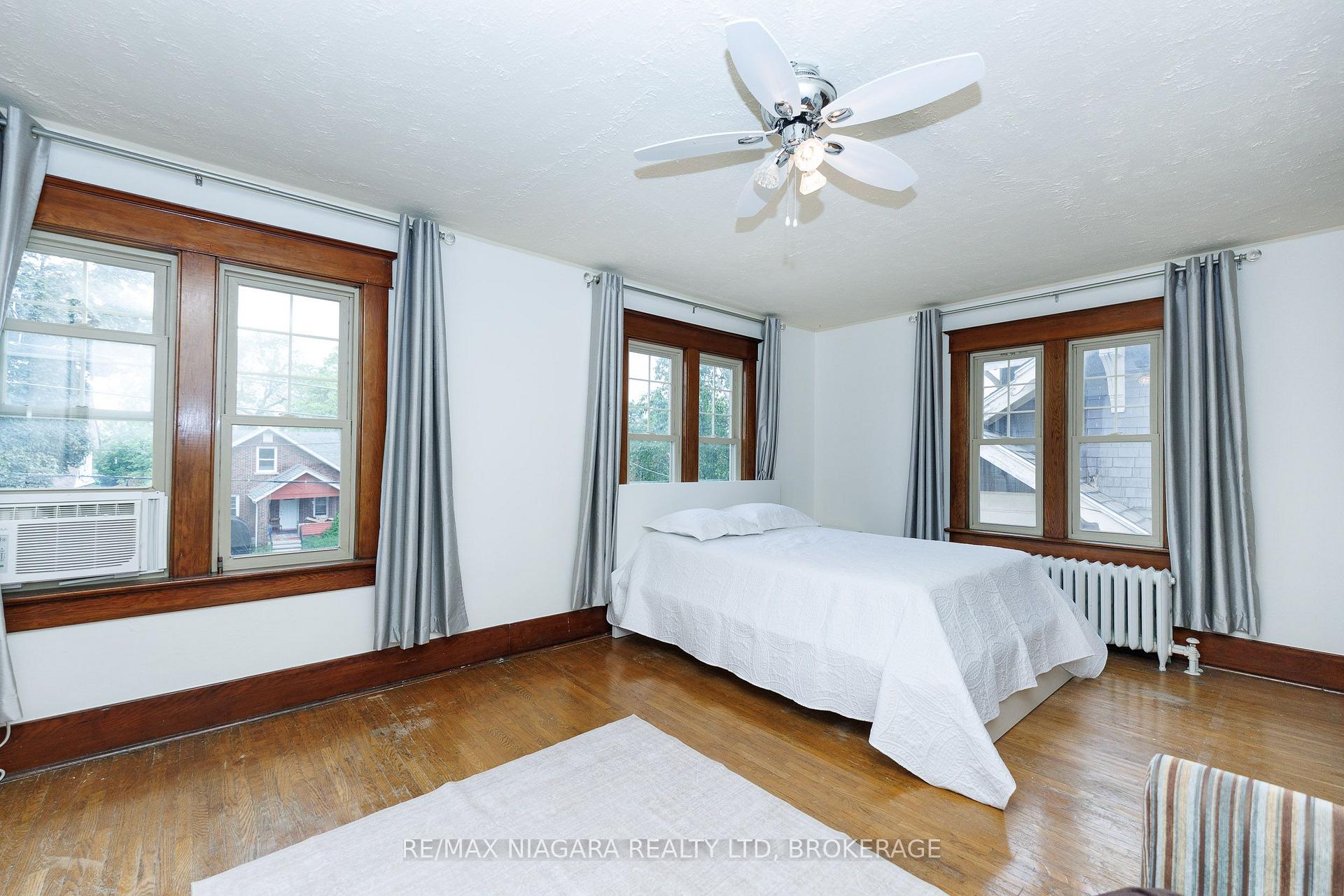 Photo 14 of 4864 Simcoe Street, Niagara Falls, Downtown — HOMEH